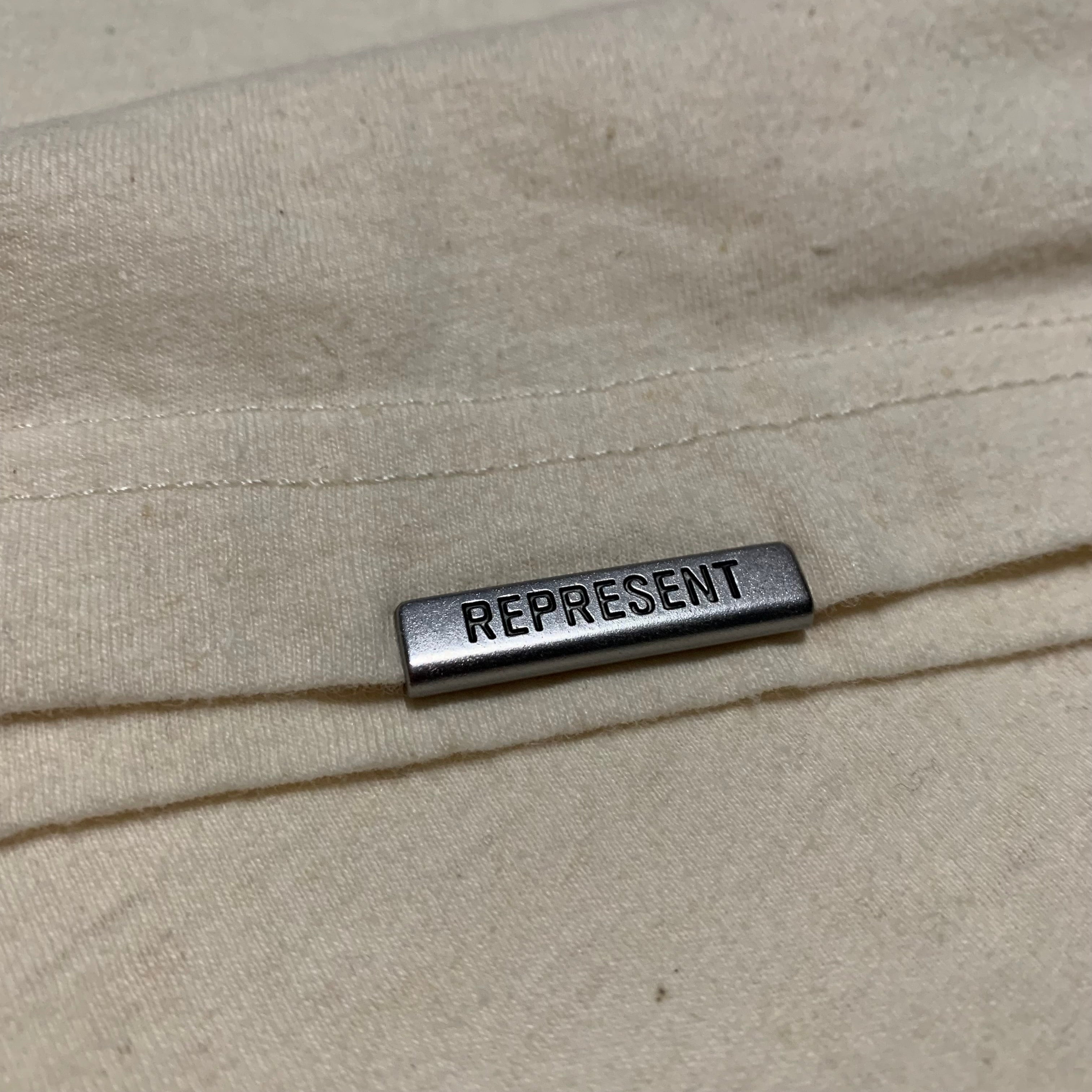 Represent XS Permanent Vaction Pocket Tee Antique White Tee