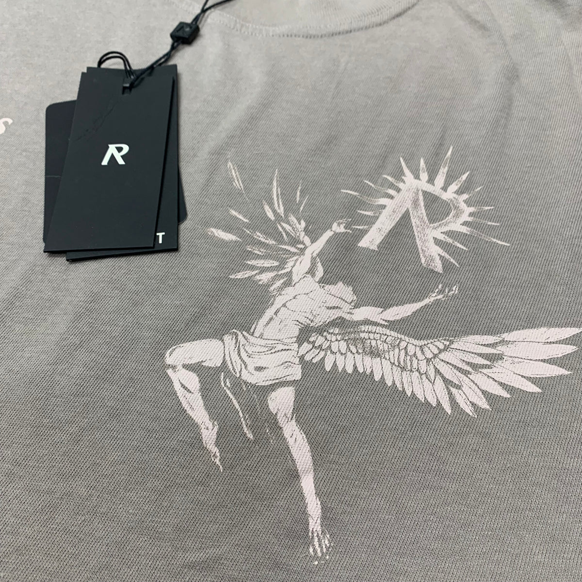 Represent Medium Tee Icarus Taupe T-Shirt