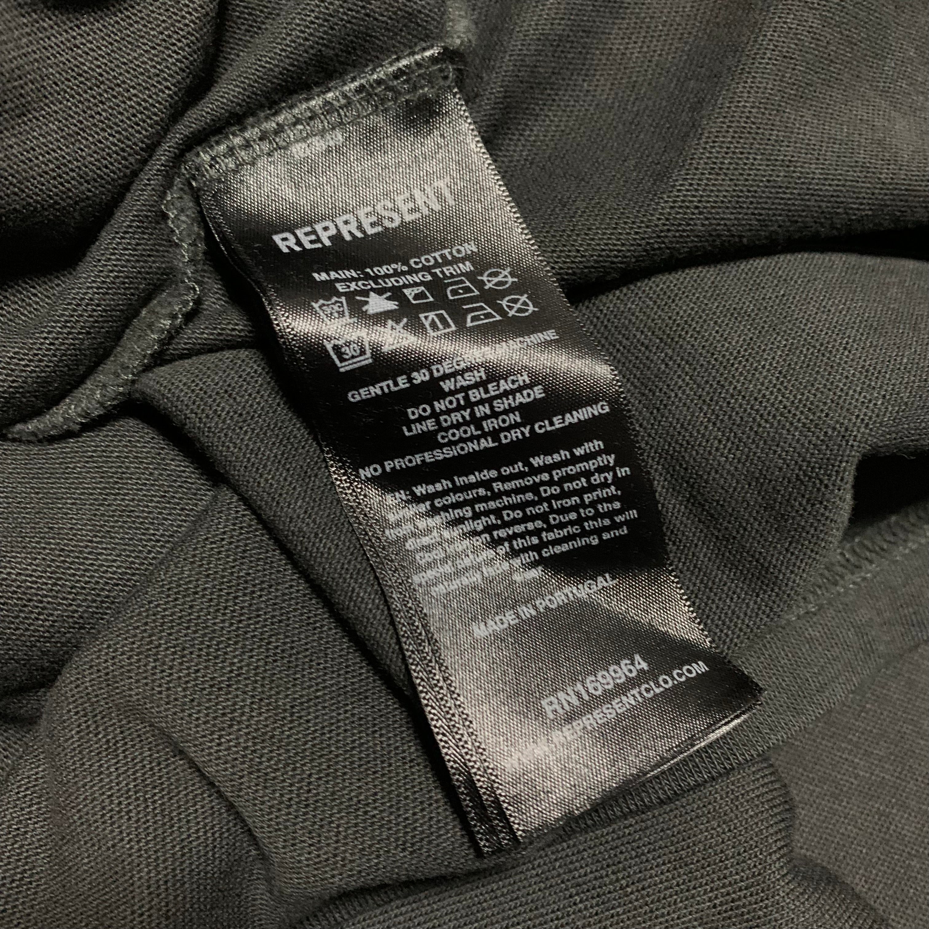 Represent XXS Legacy Crest Stained Black Tee