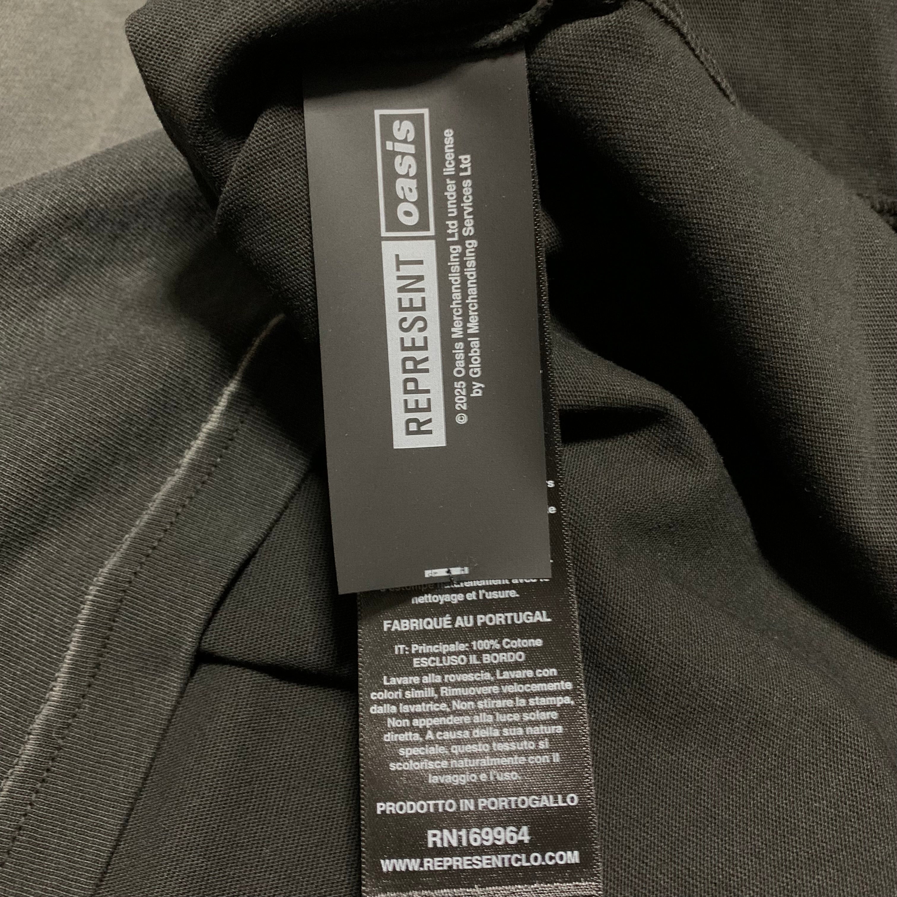 Represent Small Oasis Owners Club Stained Black Tee