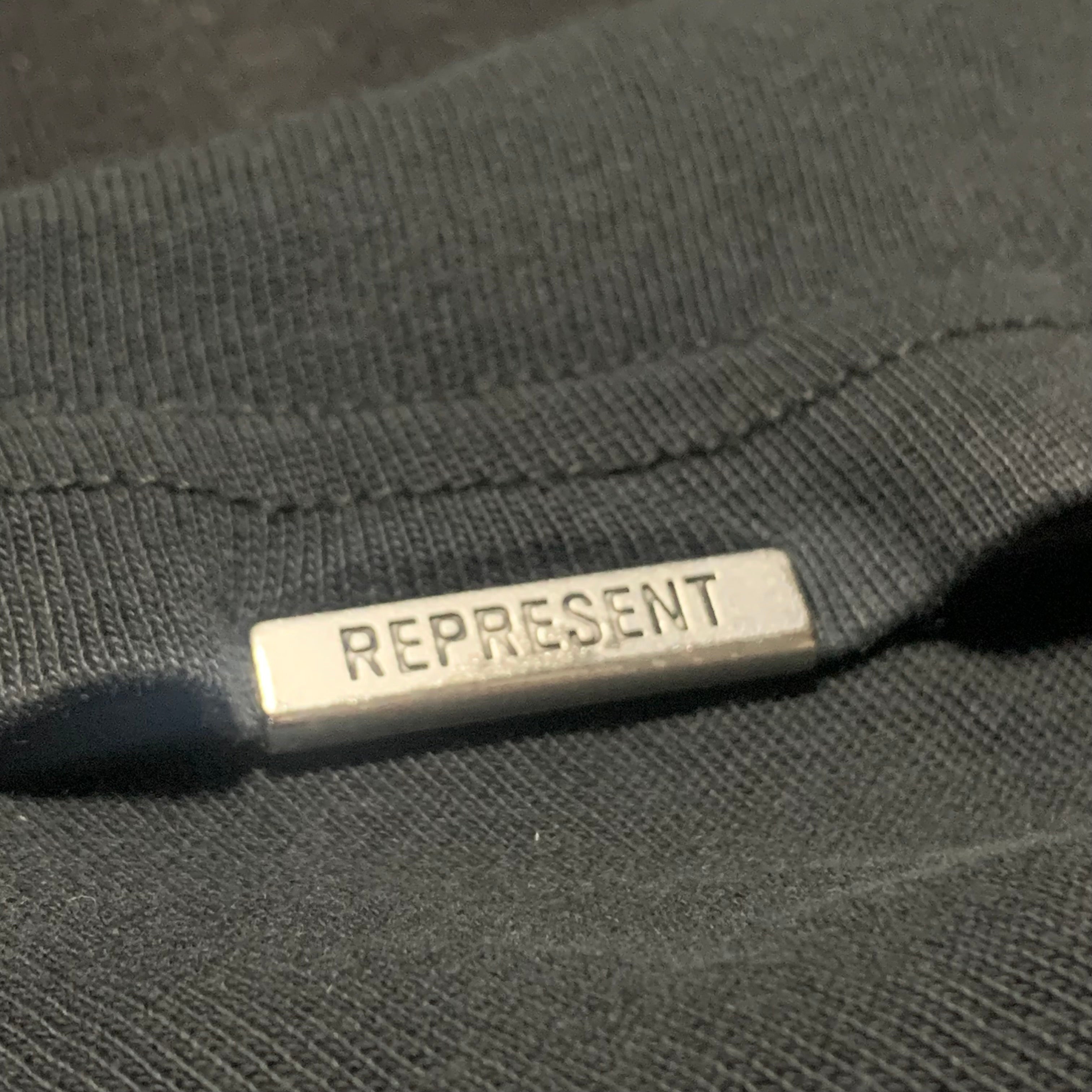 Represent Large Thoroughbred Dog Vintage Black Tee