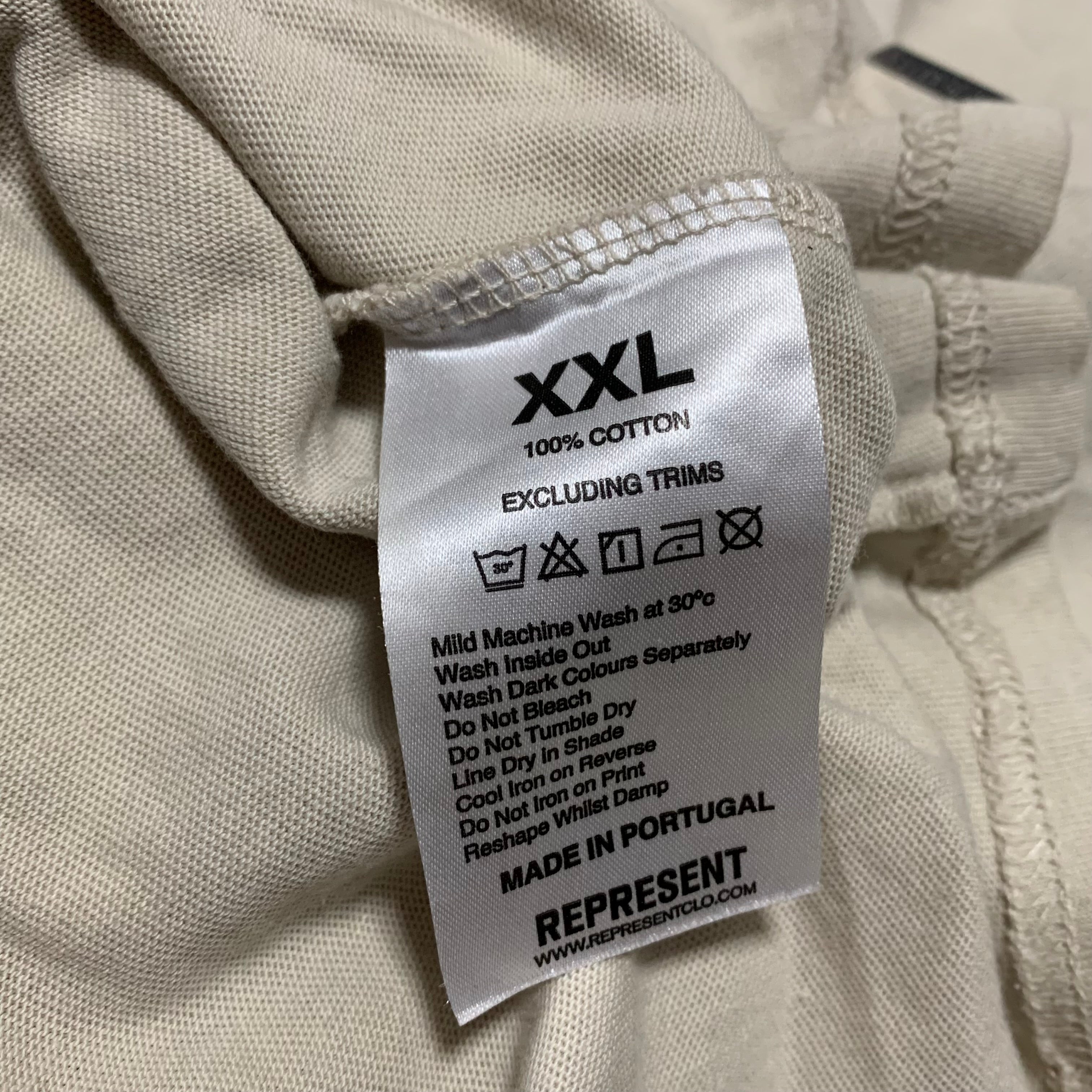 Represent XXL Feel The Heat Vintage White Tee