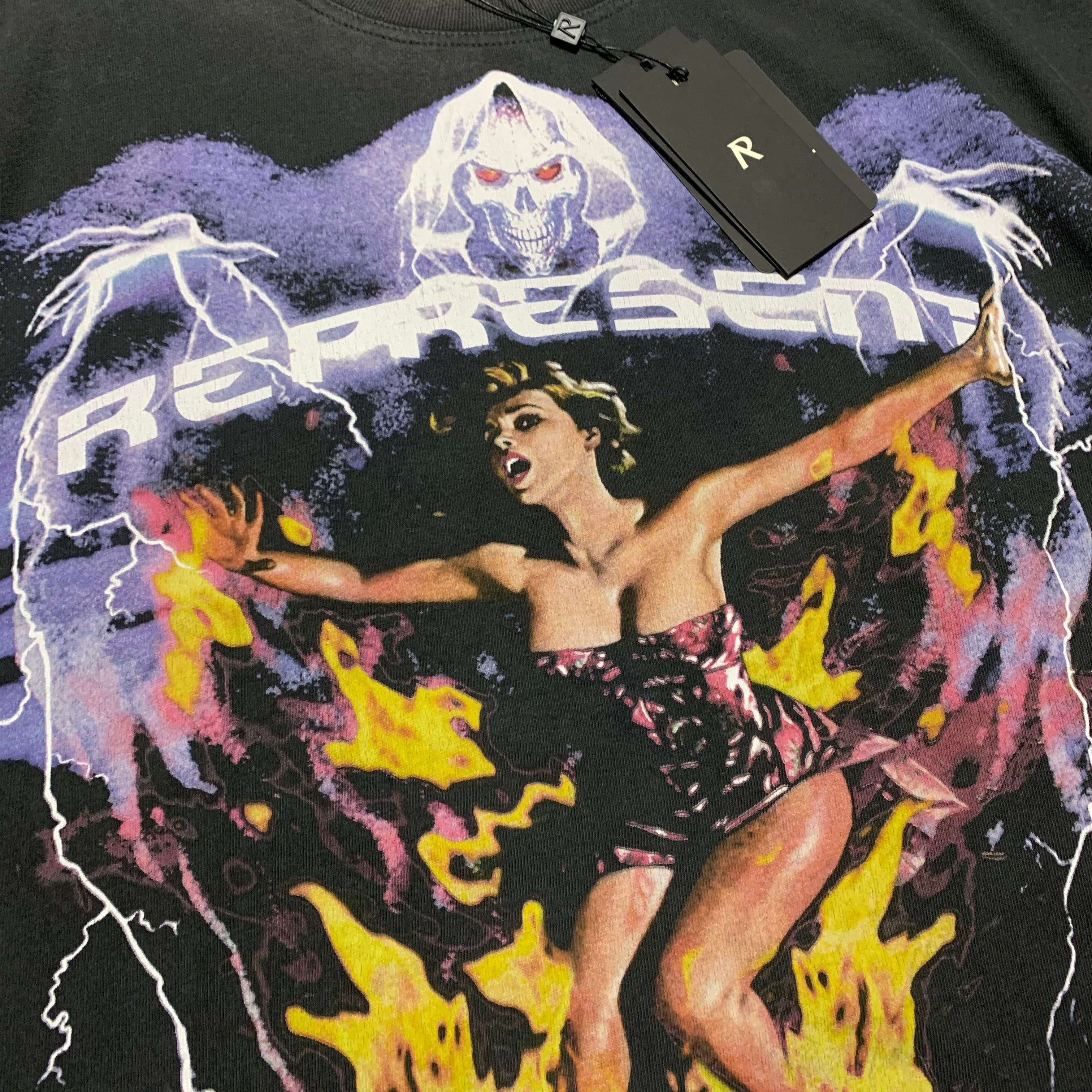 Represent Medium Reign In Pain Vintage Black Tee Spirit Reaper