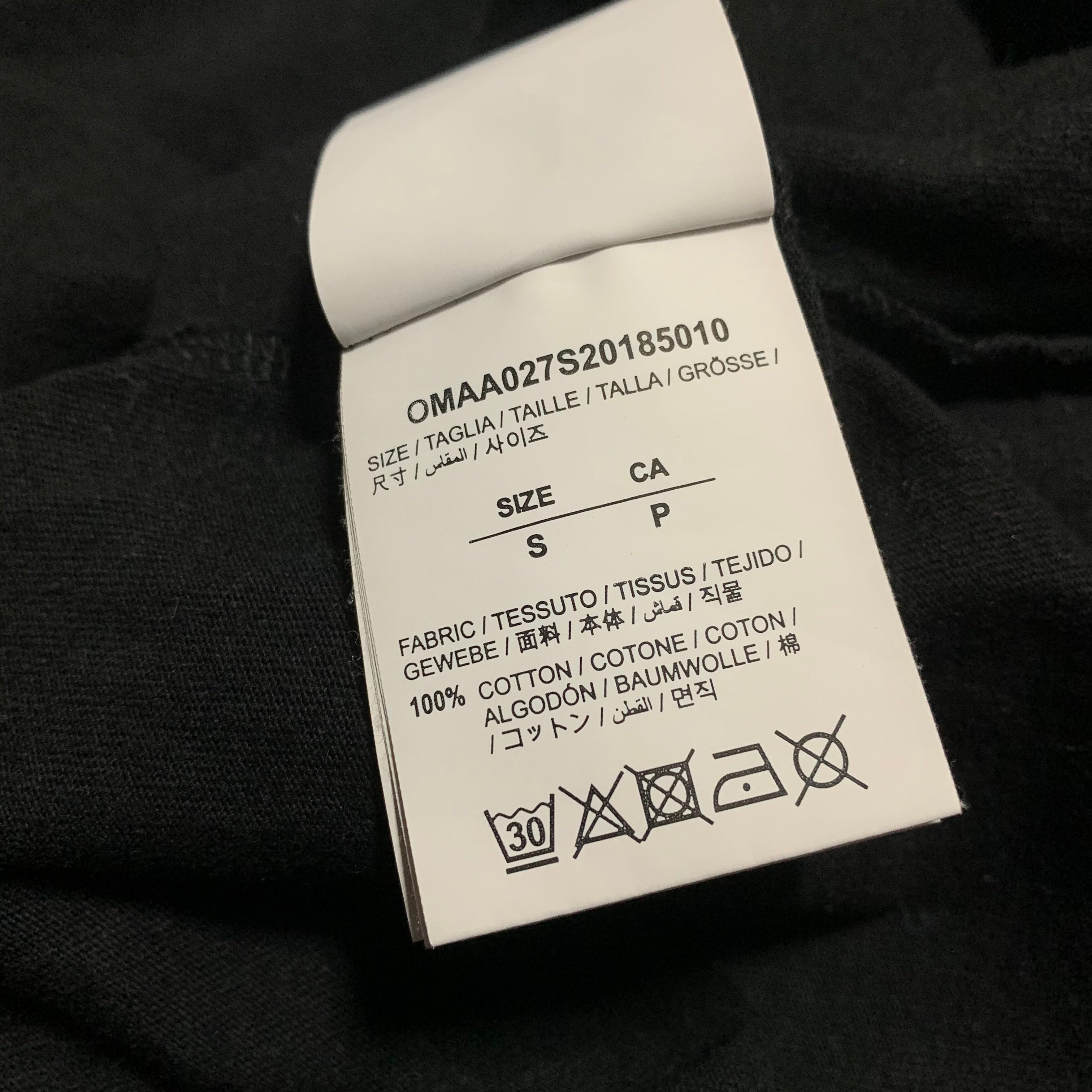 Off White Small Half Arrow Man Black Tee Virgil Abloh (OMAA027S20185010)