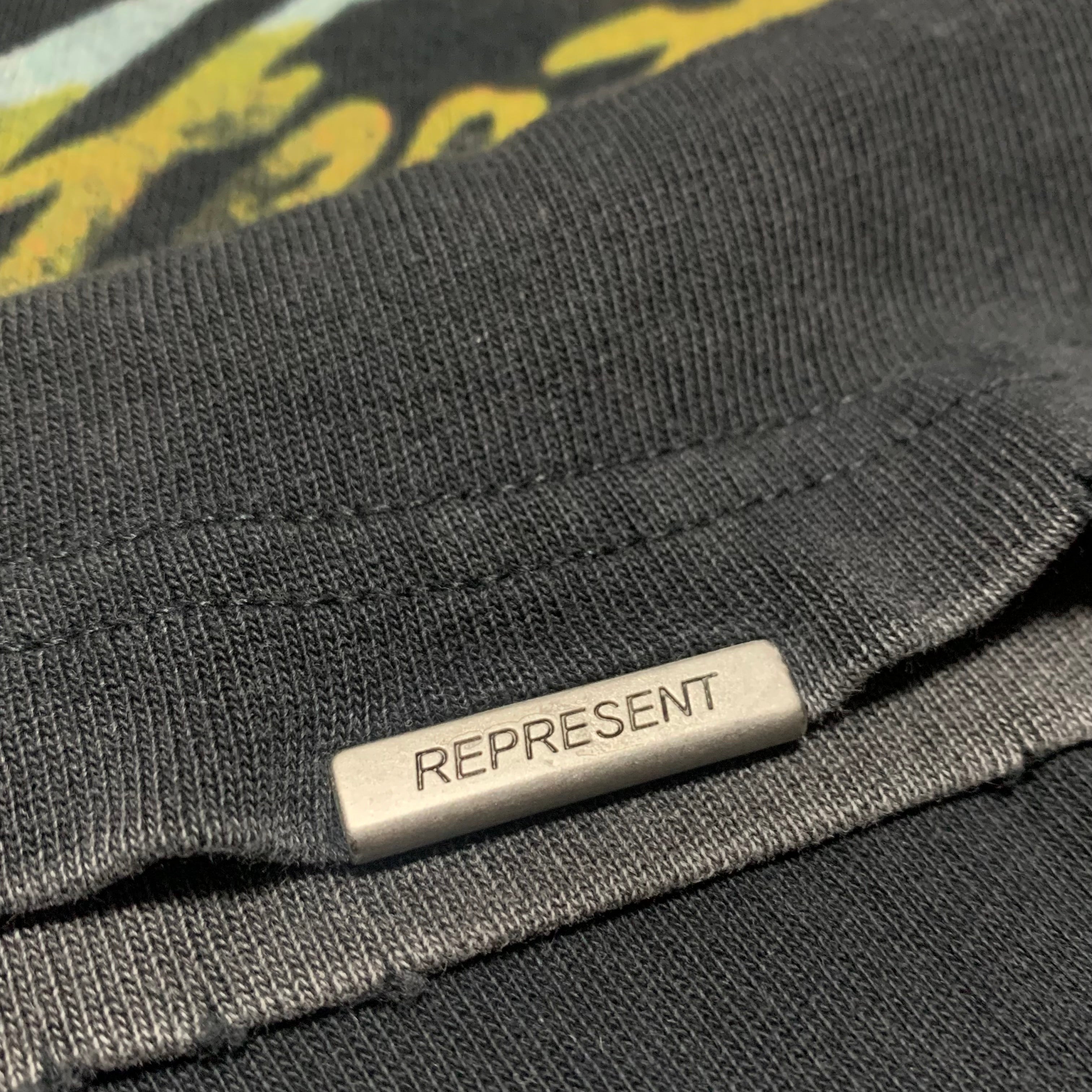 Represent XS Feel The Heat Vintage Black Tee