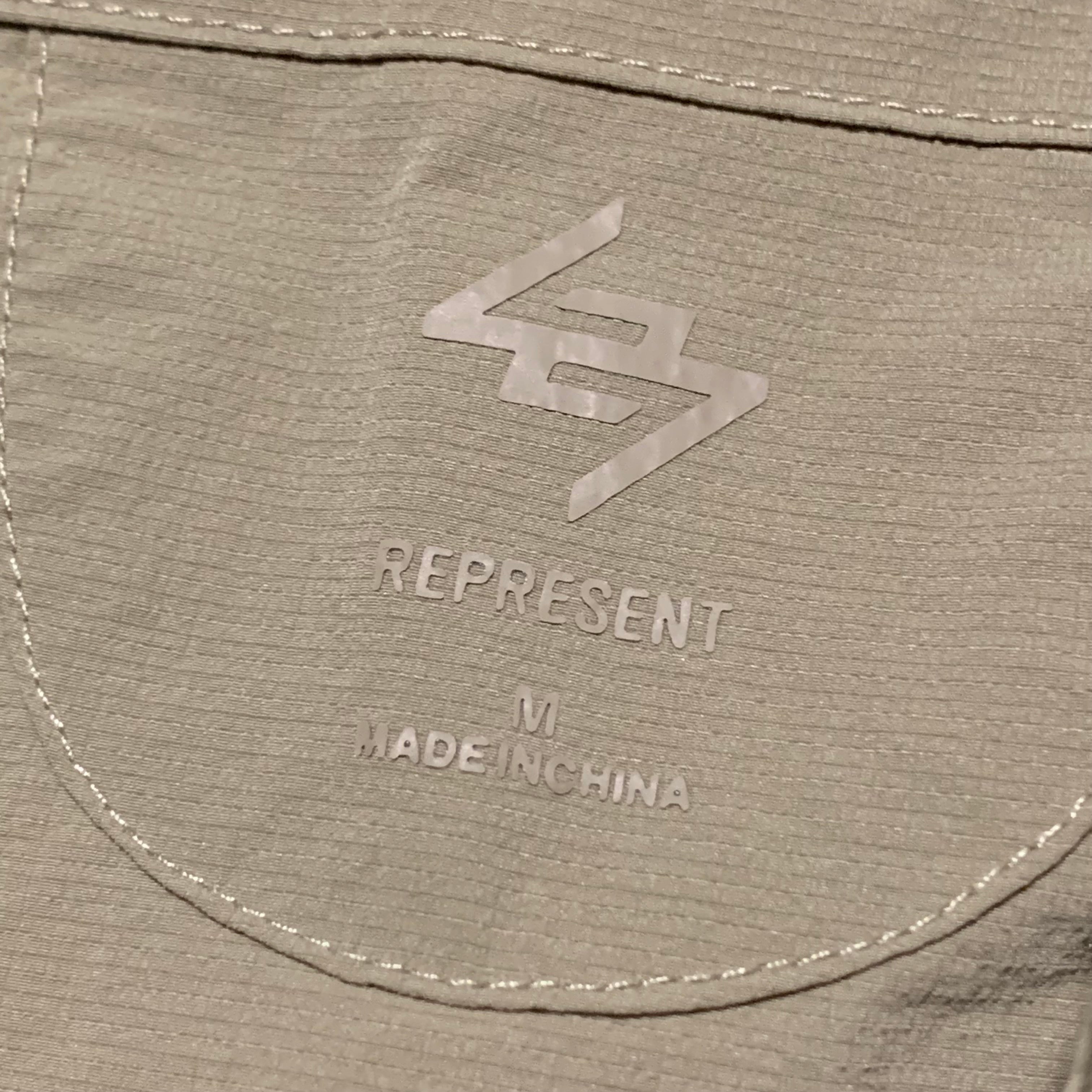 Represent Medium Shorts 247 Pebble Taupe Beige Training Shorts