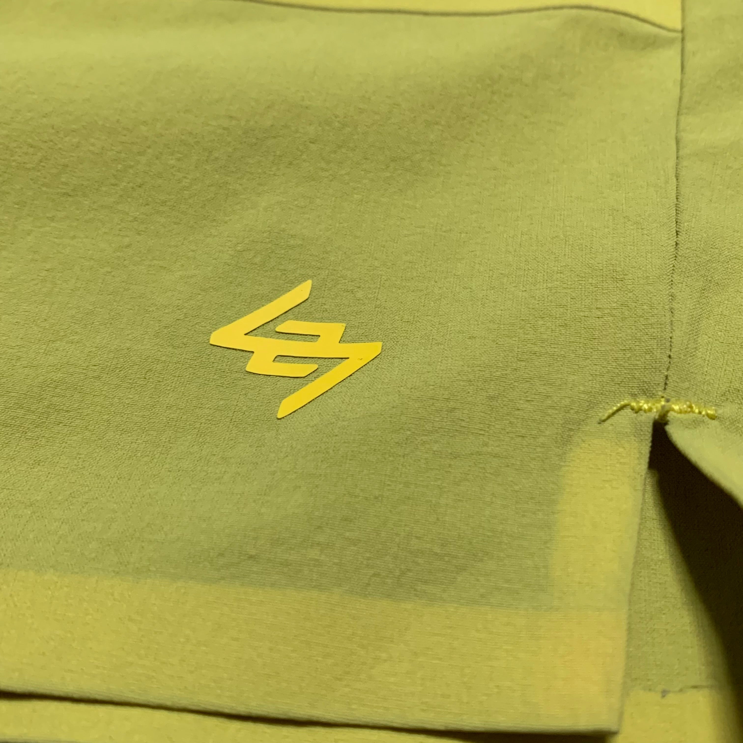 Represent Medium Shorts 247 Yellow Training Pants Bottoms