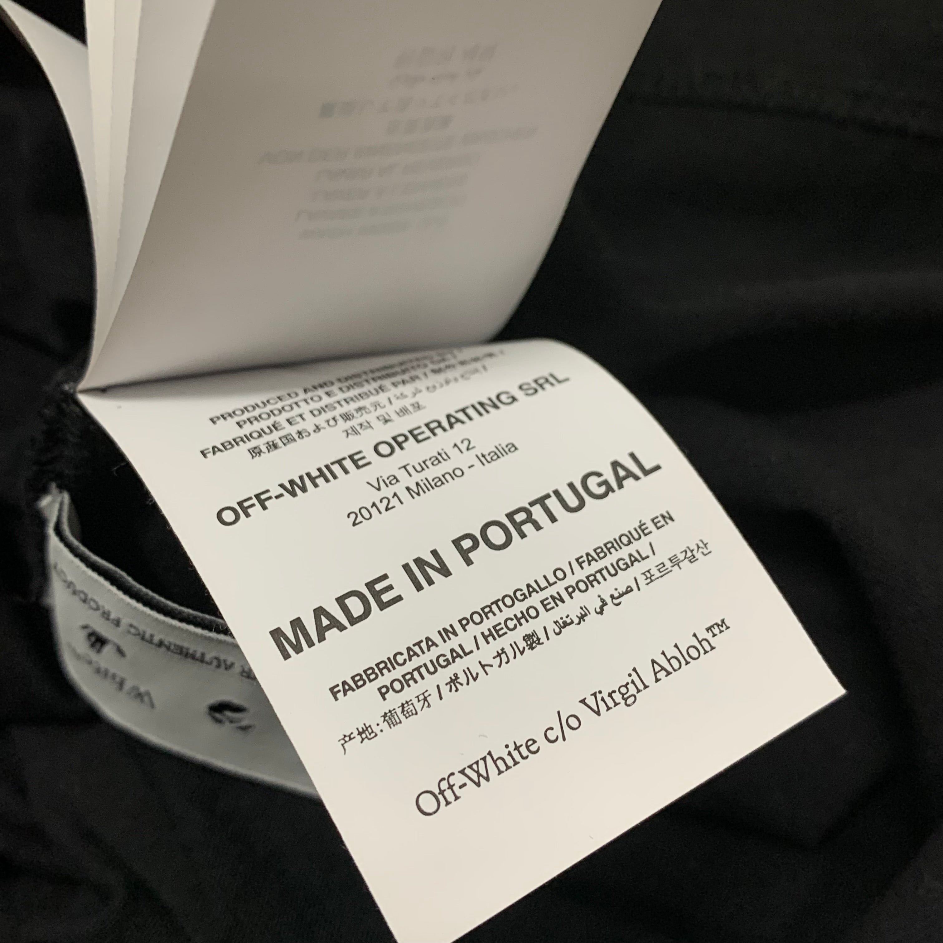 Off White Medium Tee Exactly The Opposite Arrows Black T-Shirt Virgil Abloh