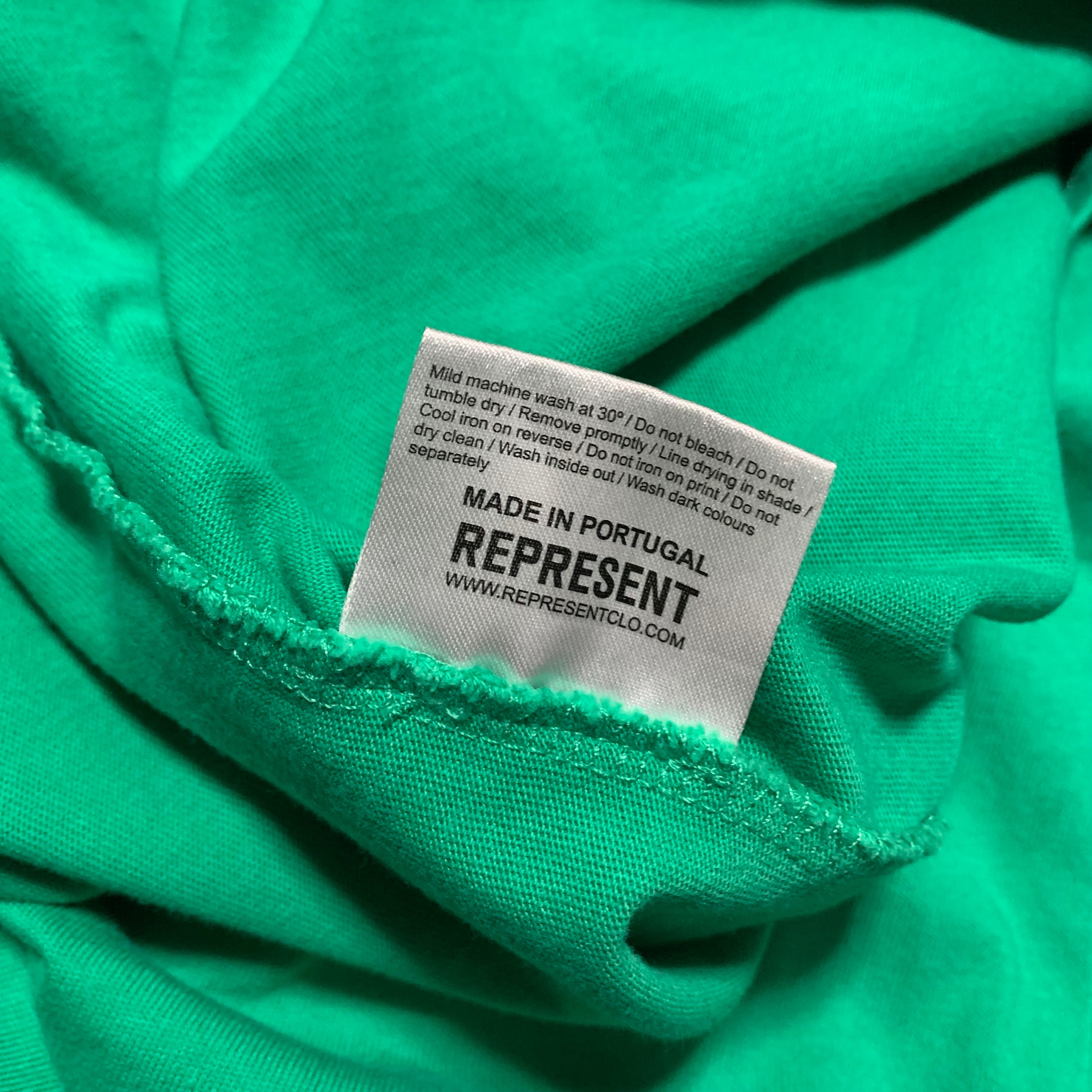 Represent Small Owners Club Island Green Tee