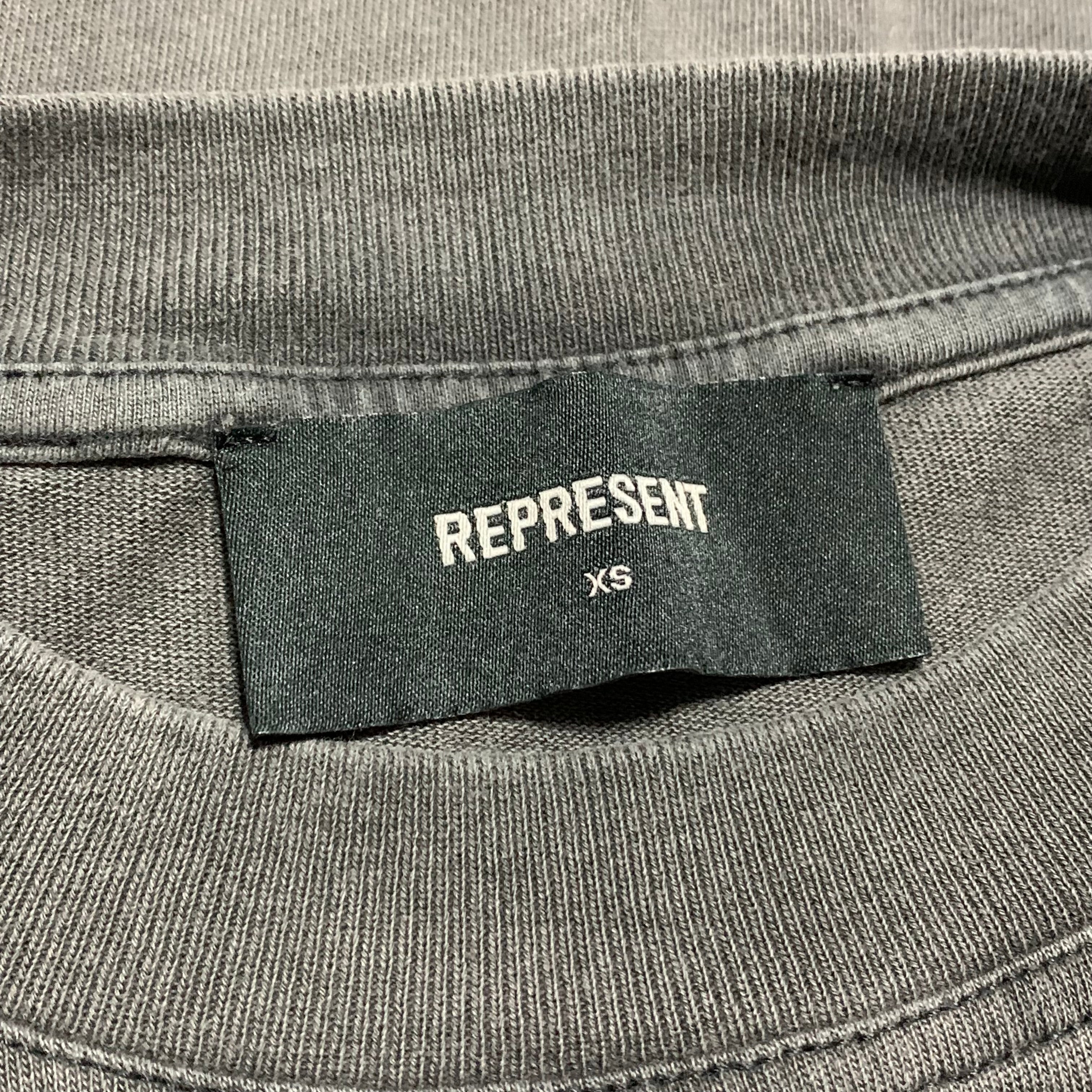 Represent XS Owners Club Vintage Grey Tee Pink Graphic