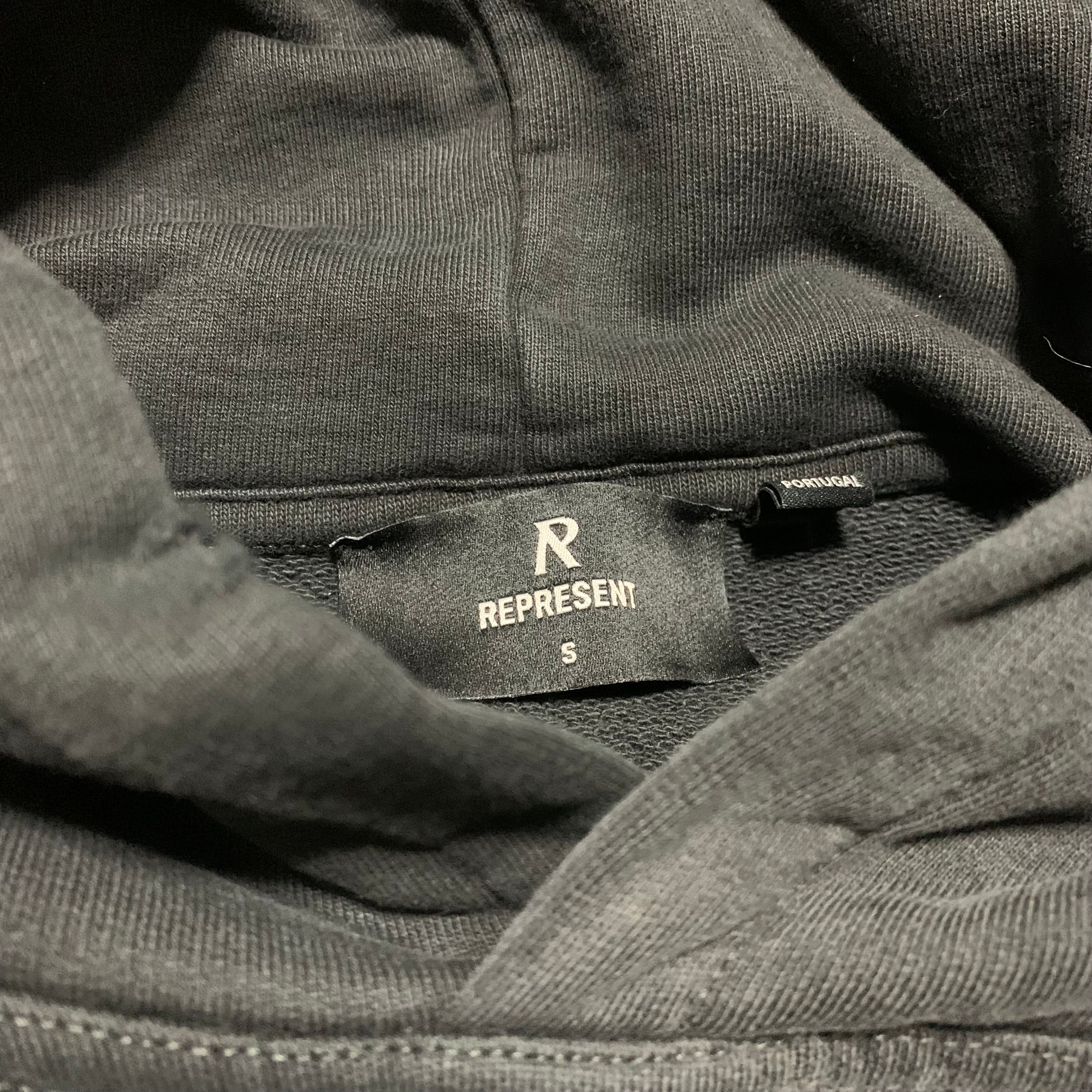 Represent Oasis Small Hoodie Maine Road Washed Black Hoodie