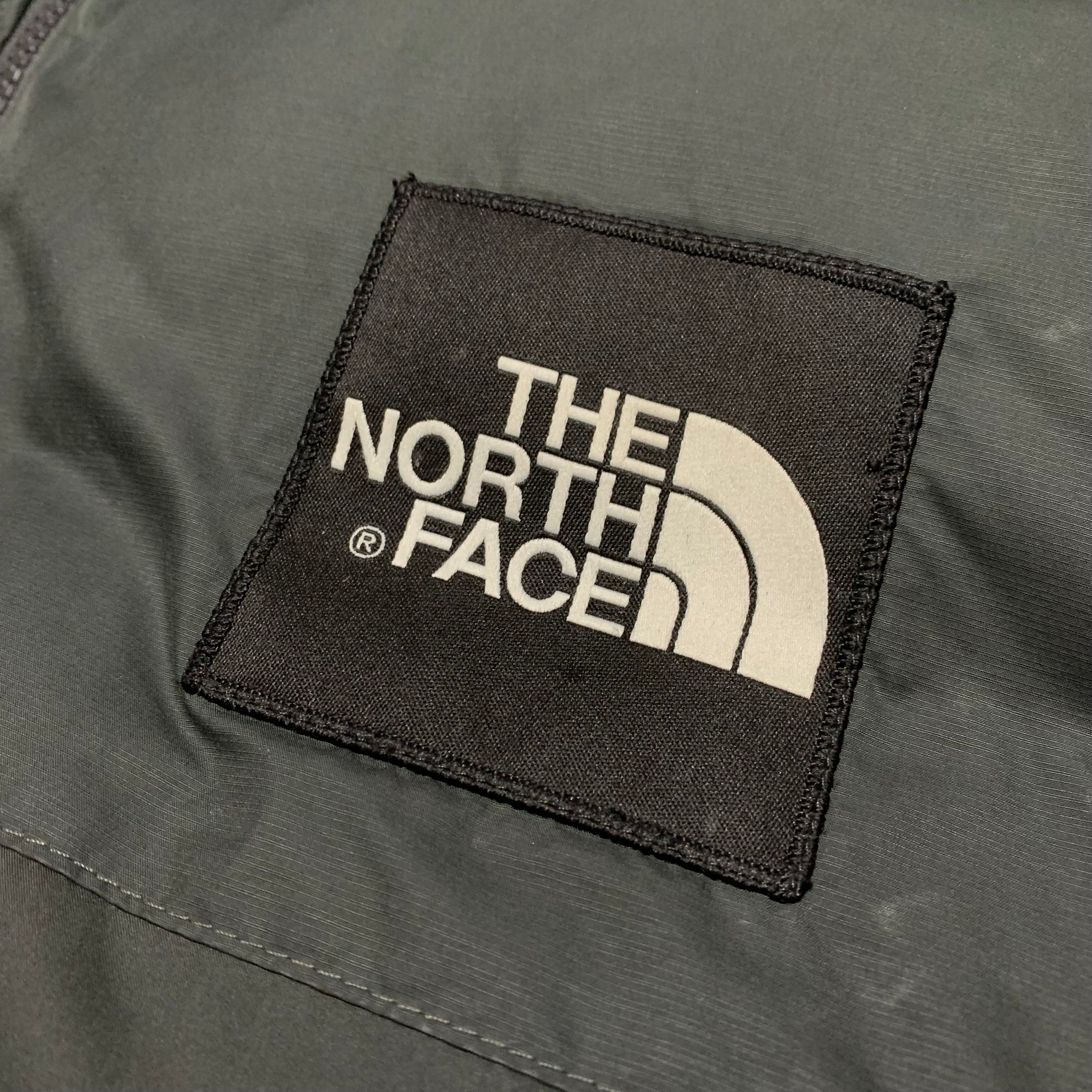 The North Face Medium Puffer Vest Jacket Black