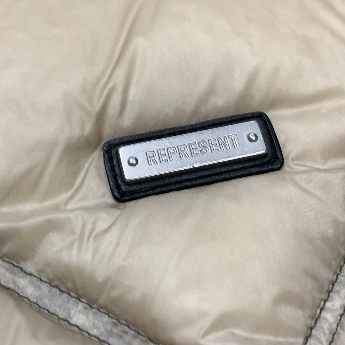 Represent XS Gilet Puffer Nylon Washed Beige Jacket