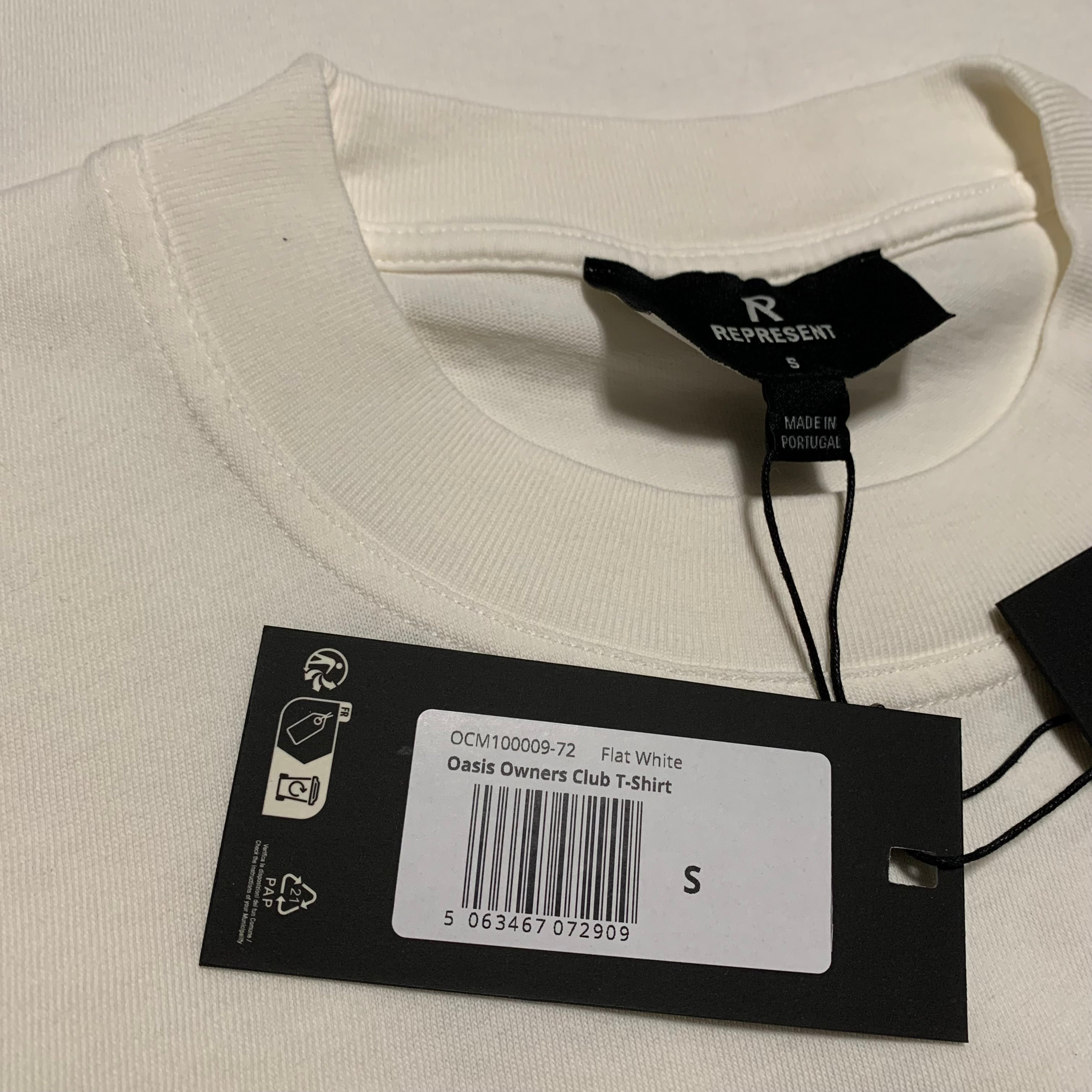 Represent Small Oasis Owners Club Flat White Tee