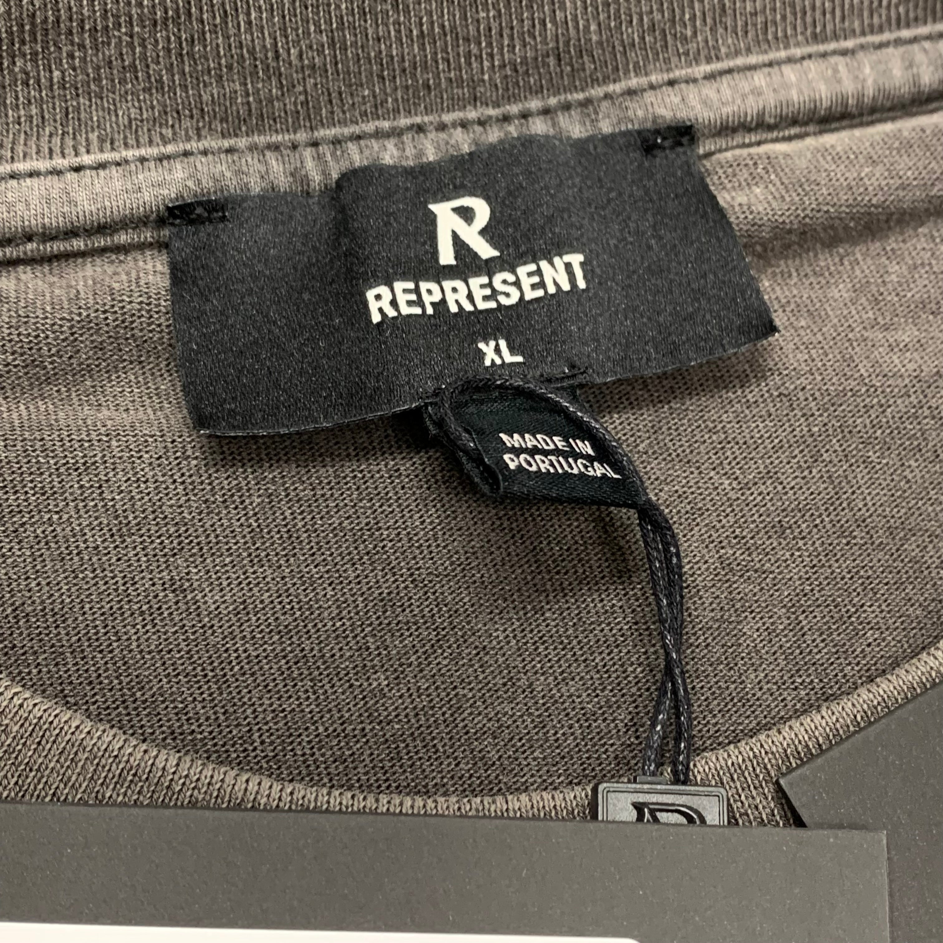 Represent XL Tee Flannels Legacy Banner Vintage Grey T-Shirt