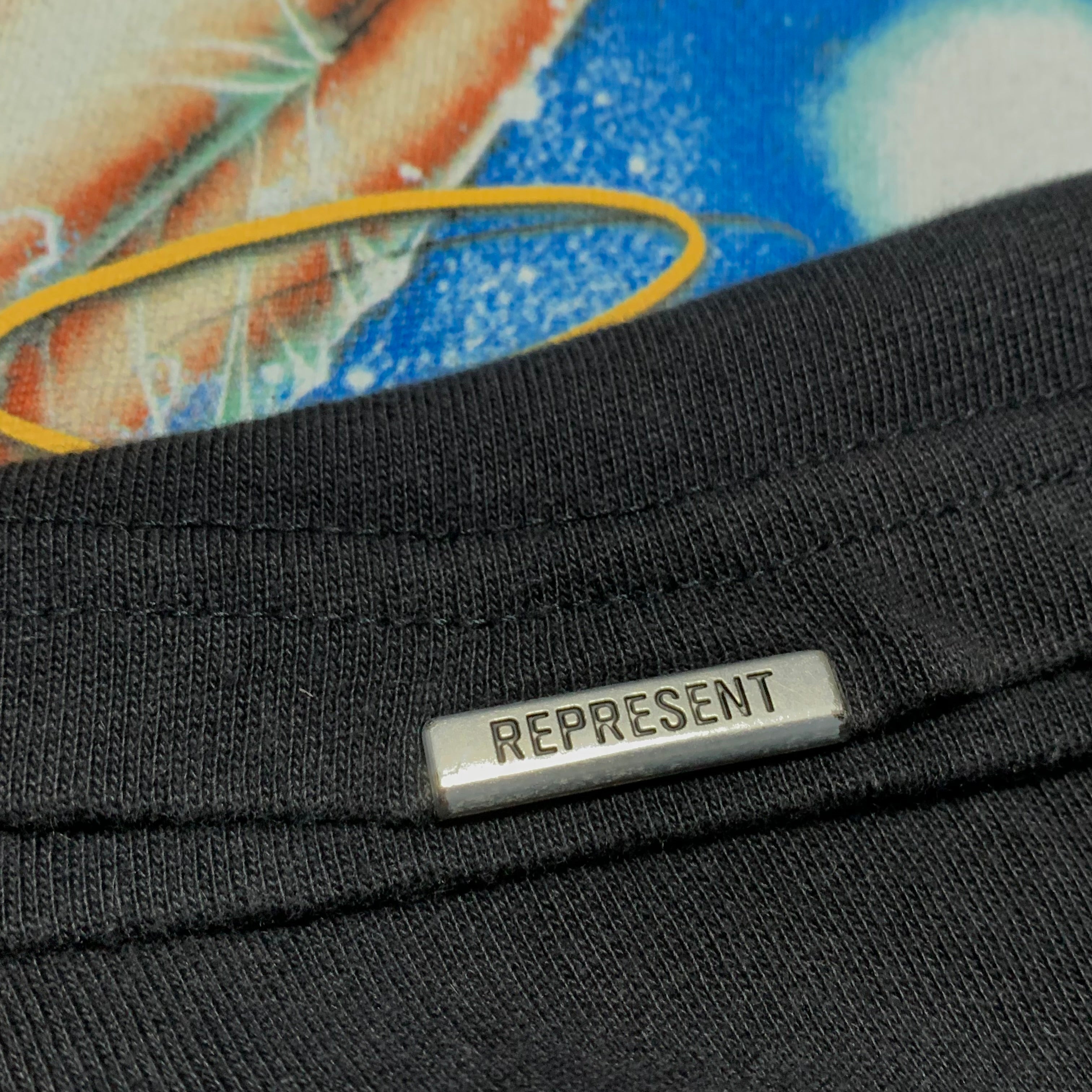 Represent Medium Enduring Spirit Off Black Tee