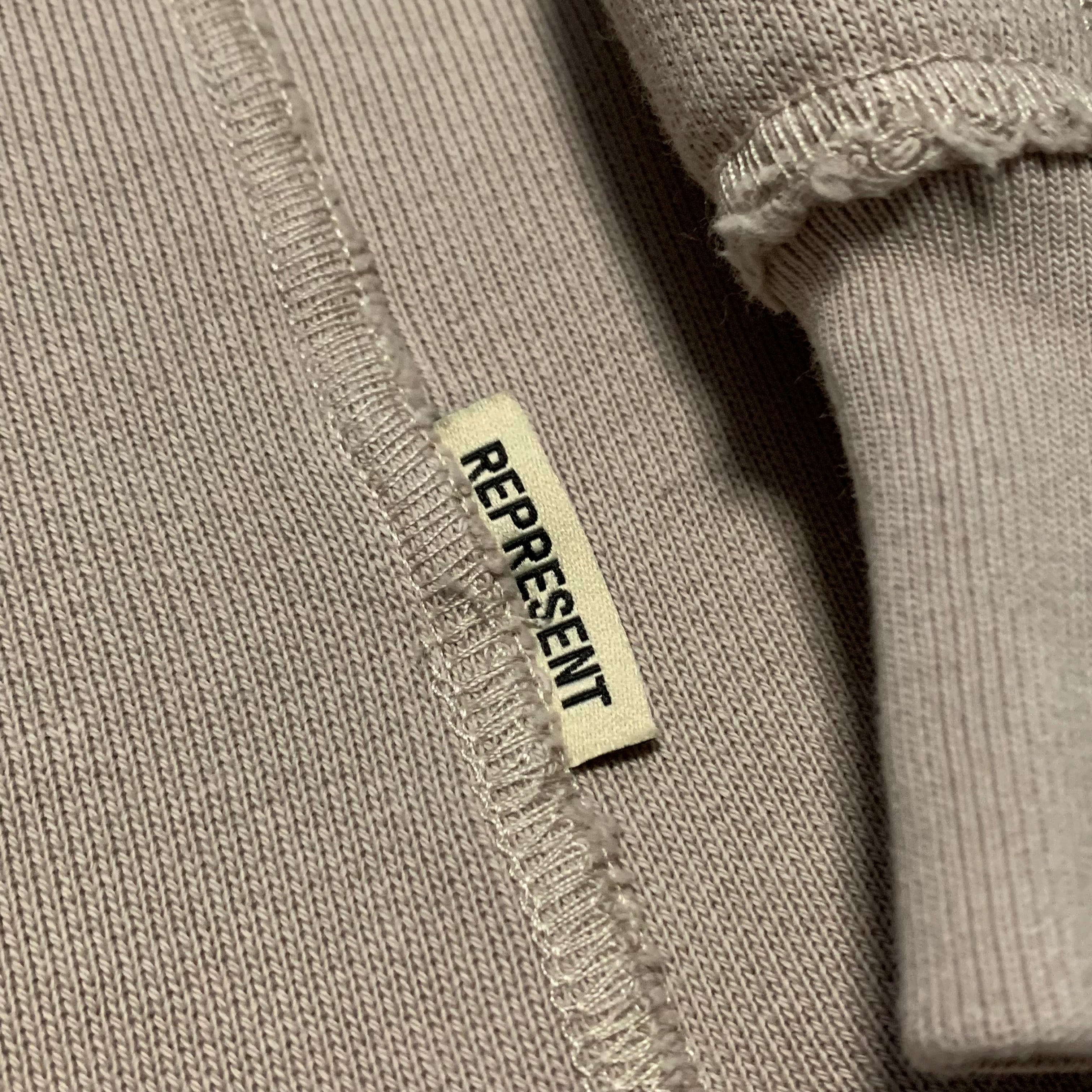 Represent Small Stepped Hem Sweatshirt Sun Fade Oat Heavyweight Crewneck