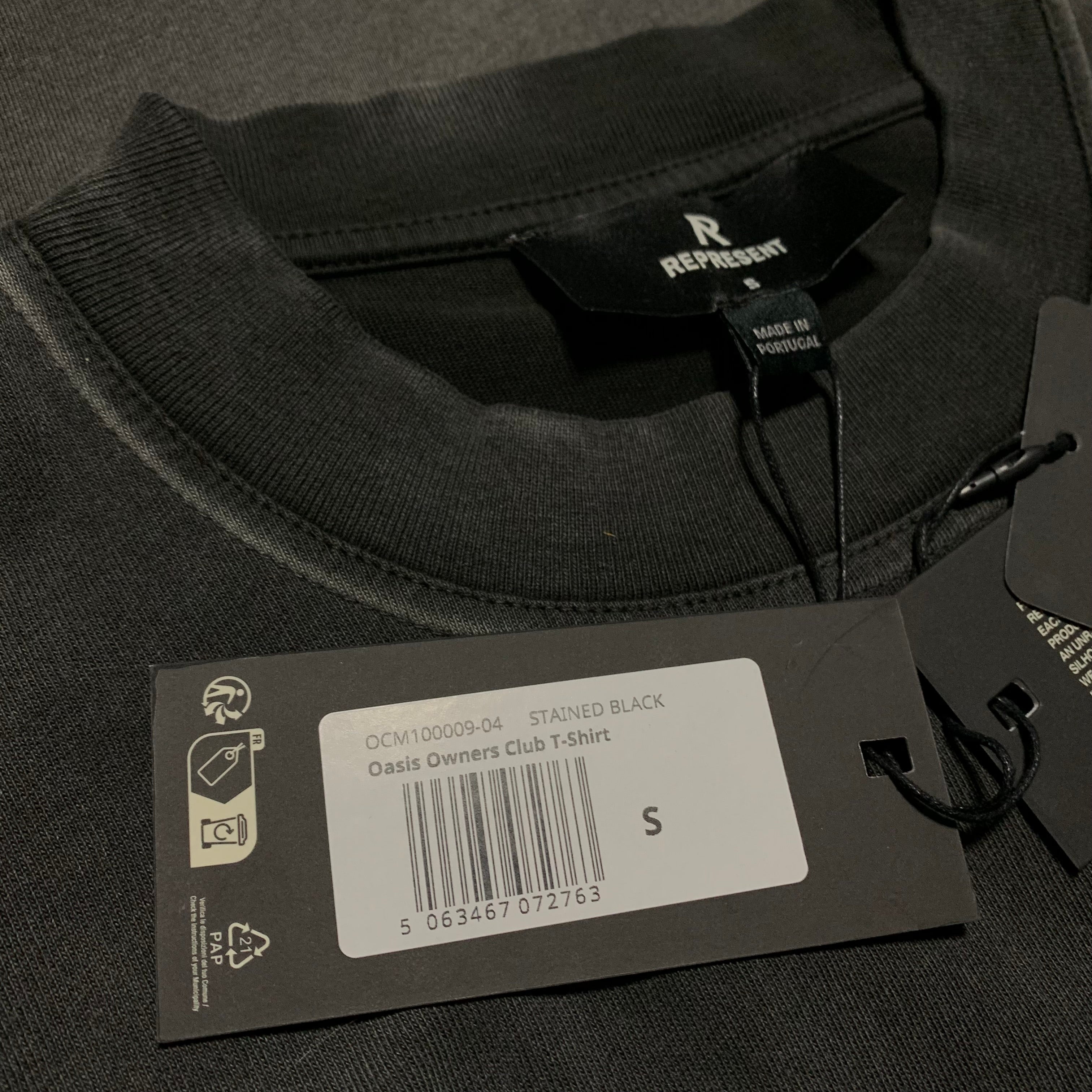 Represent Small Oasis Owners Club Stained Black Tee