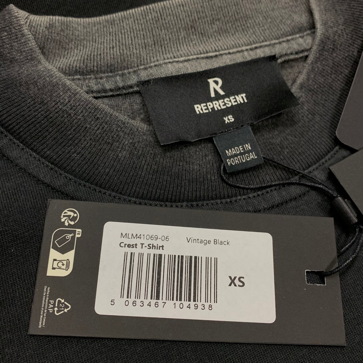 Represent XS Tee Crest Vintage Black T-Shirt