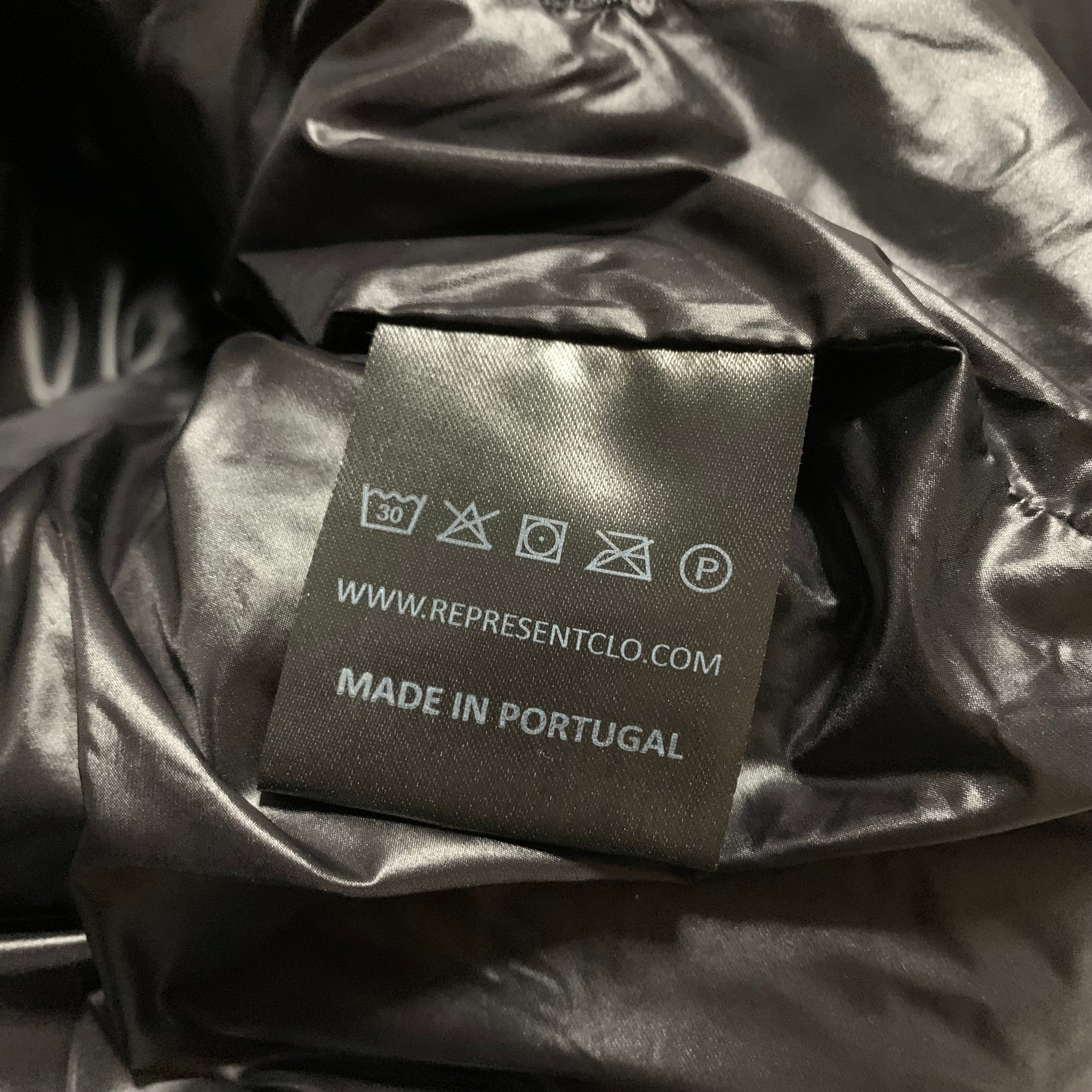 Represent XS Puffer Vest Black Gilet Oversized 2022