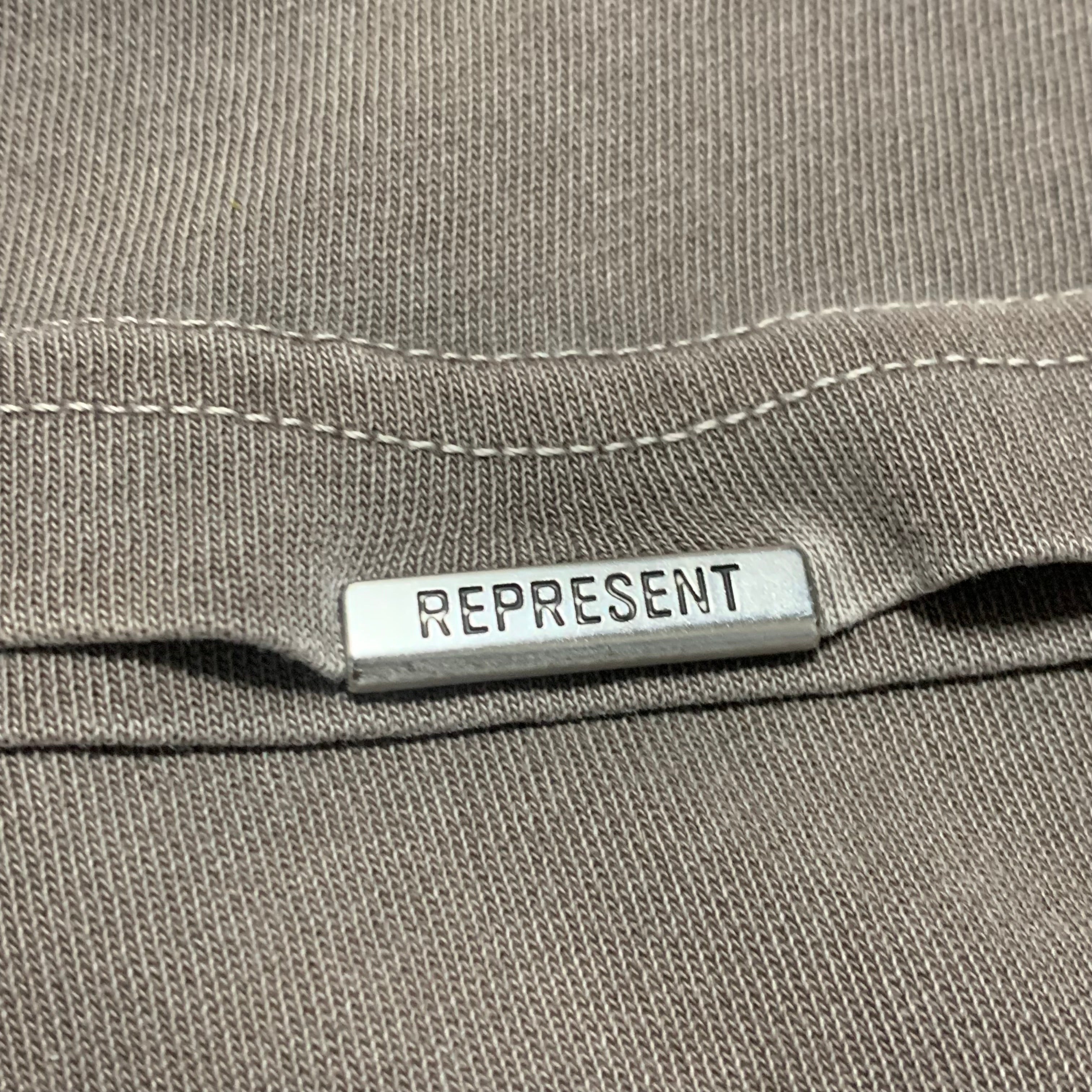 Represent Large Owners Club Fog Tee