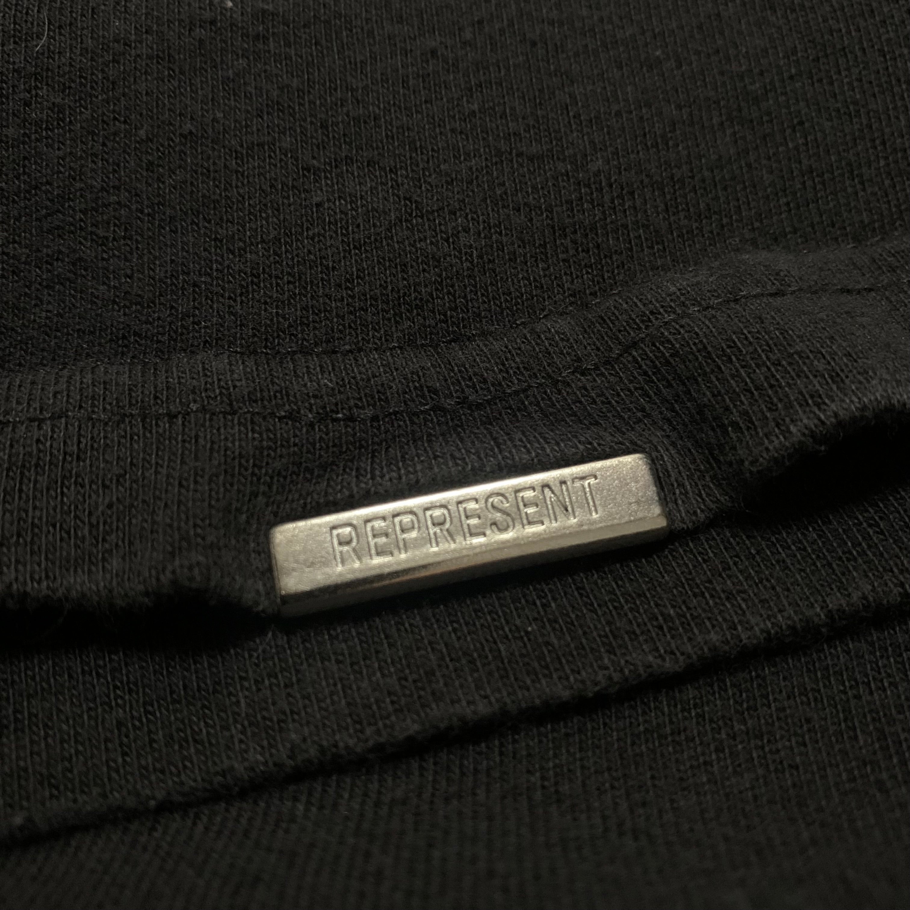 Represent XS Team Spirit Off Black Tee