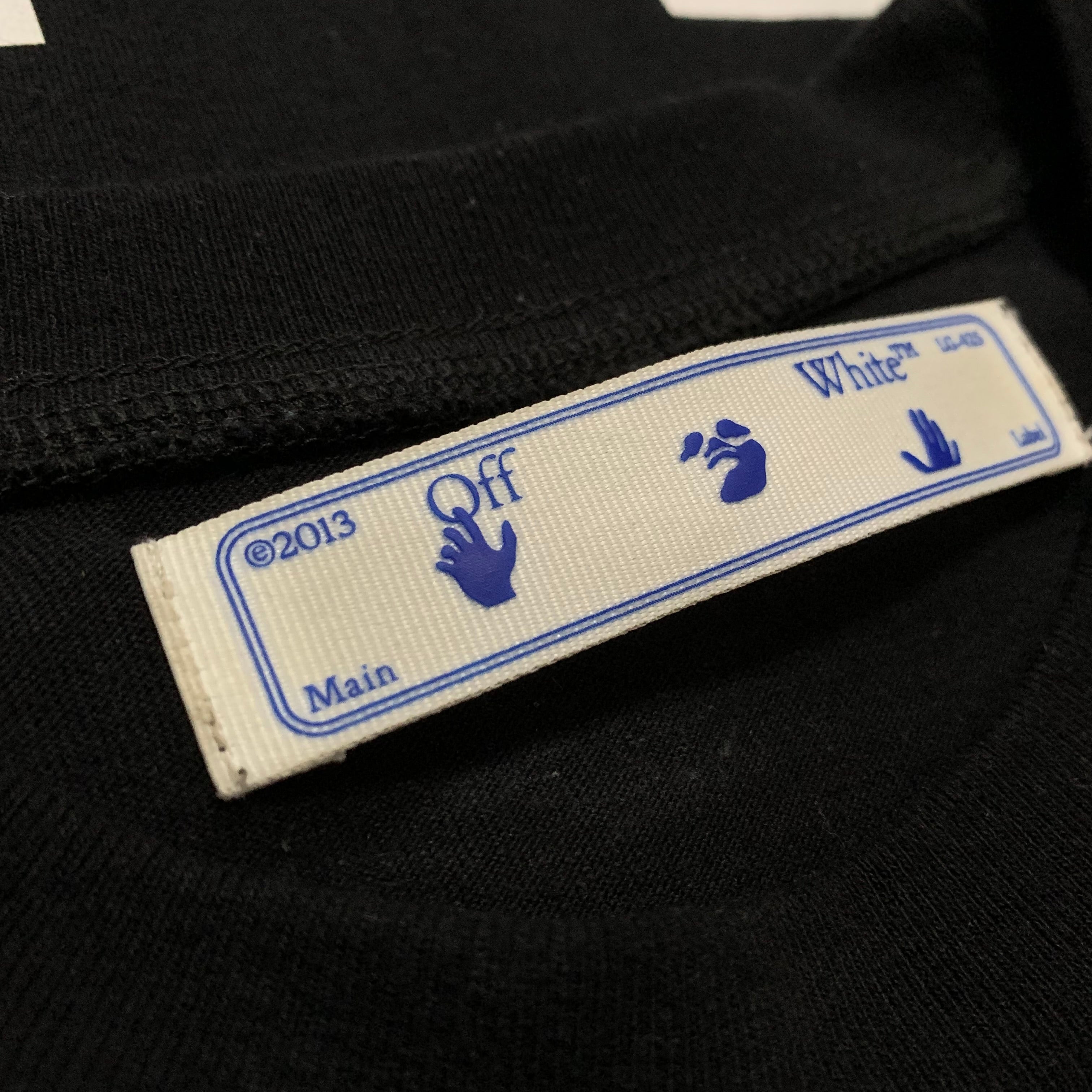 Off White Small Pascal Arrows Black Tee Virgil Abloh Skeleton (OMAA027F20FAB017)