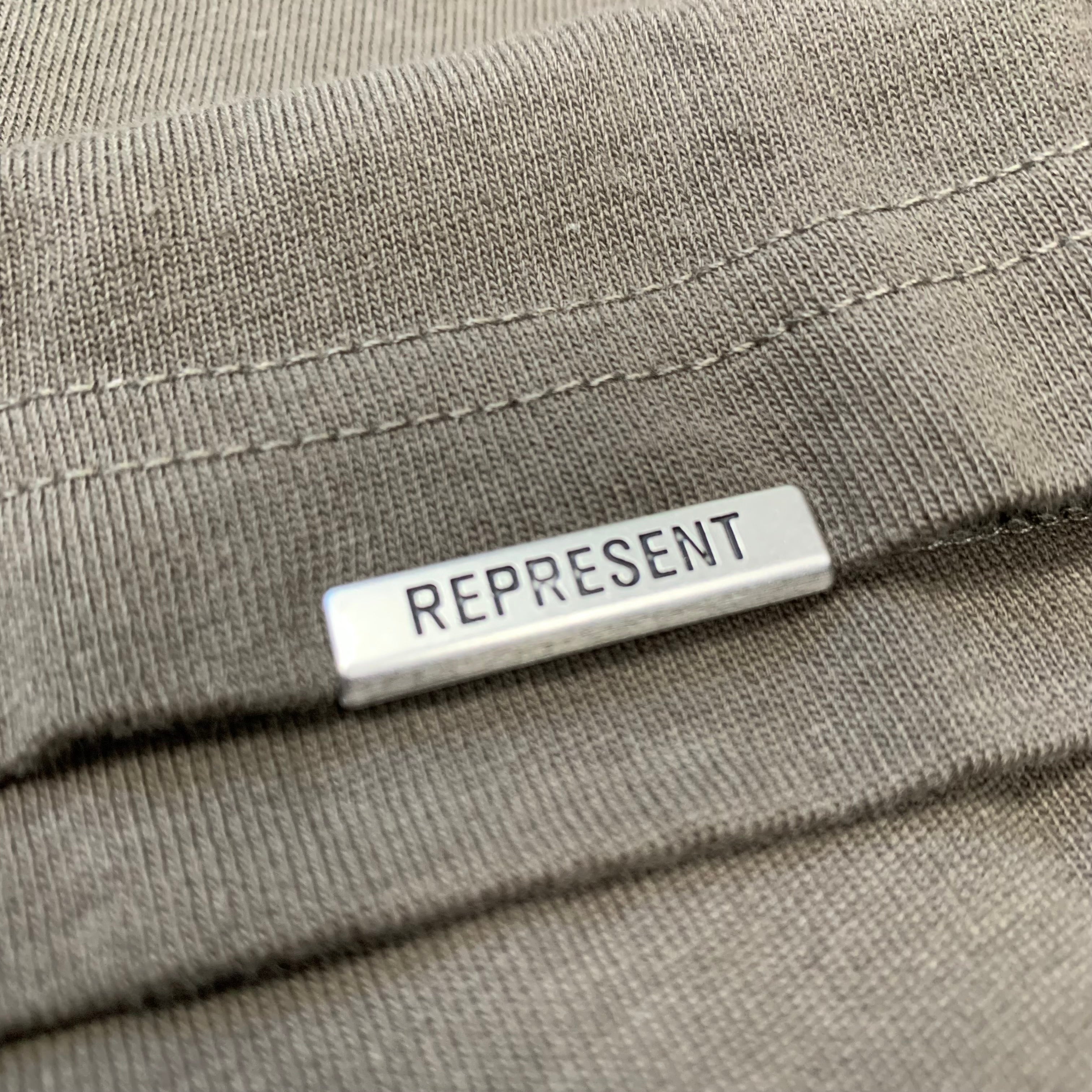 Represent Small Tee Crest Dark Taupe T-Shirt