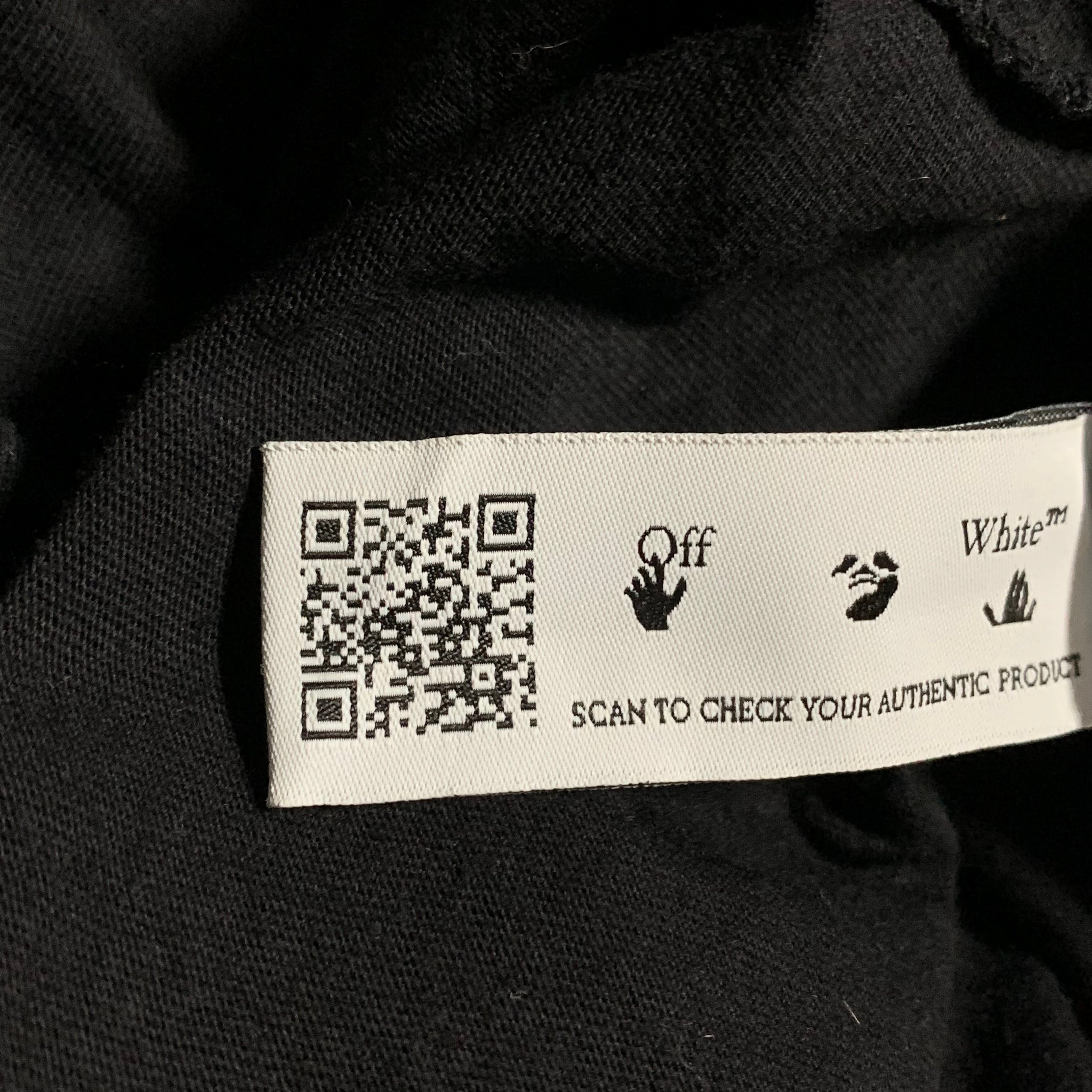 Off White Medium Neen Arrow Skate Black Tee Virgil Abloh