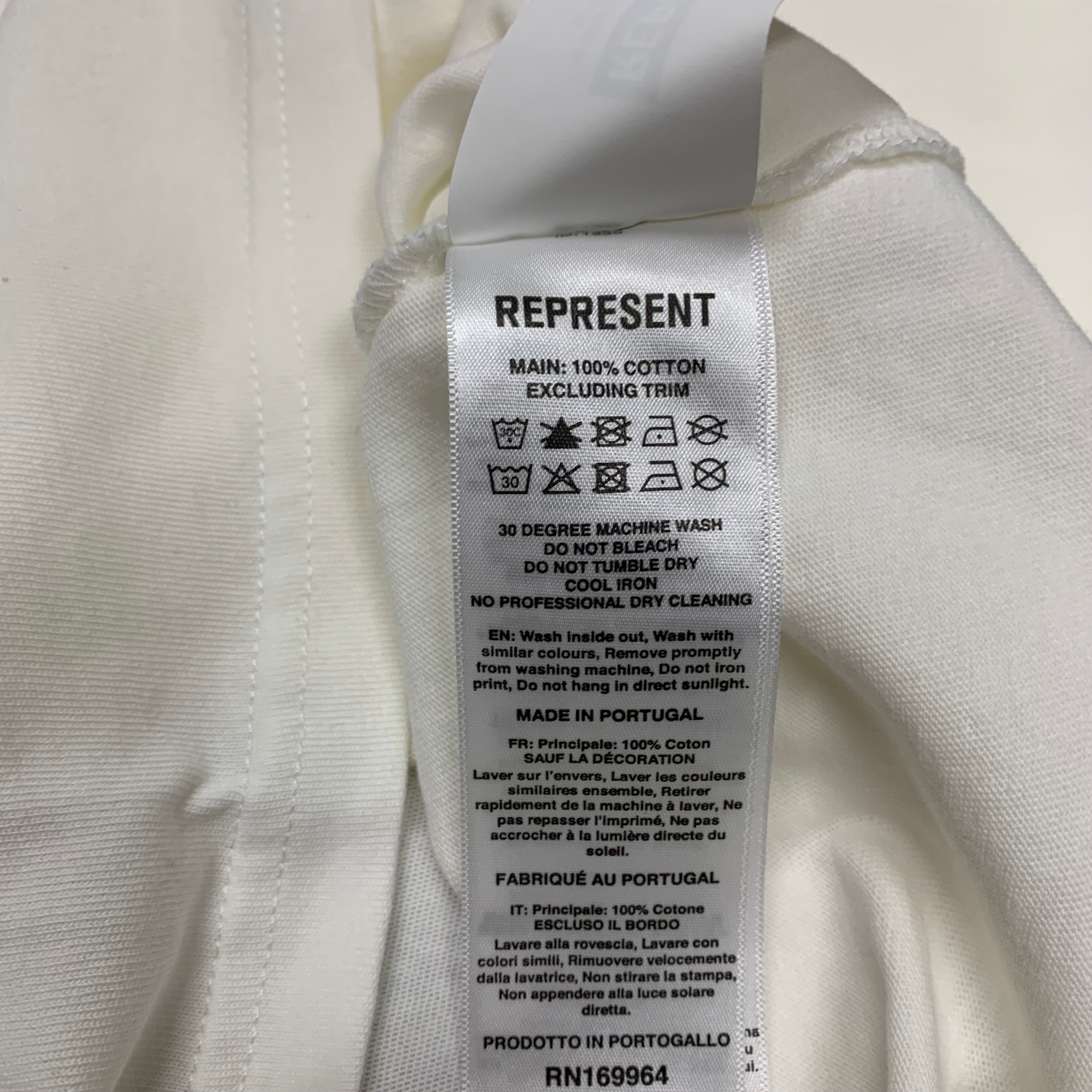 Represent Small Tee Oasis Owners Club Flat White T-Shirt