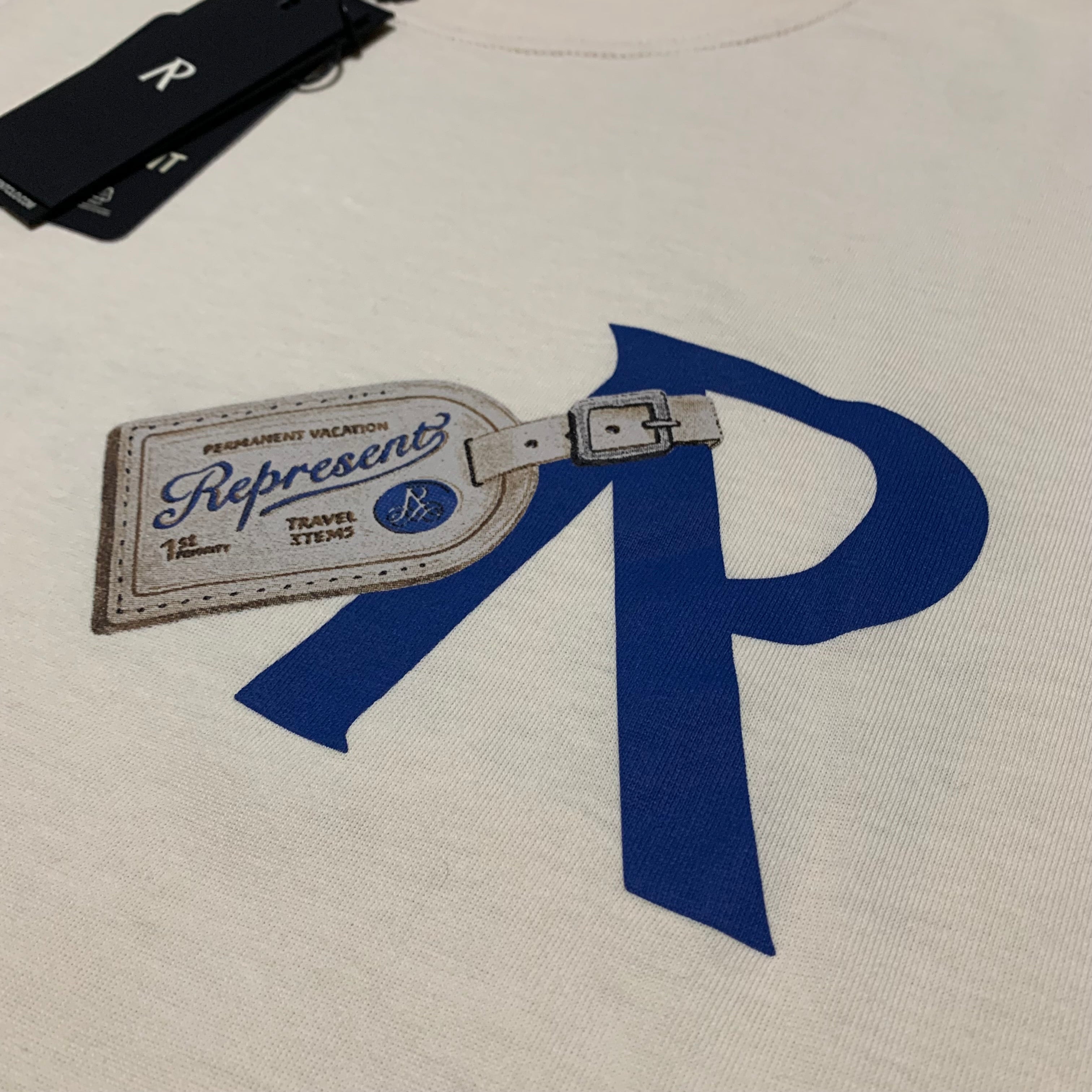 Represent Medium Luggage Tag Antique White Tee