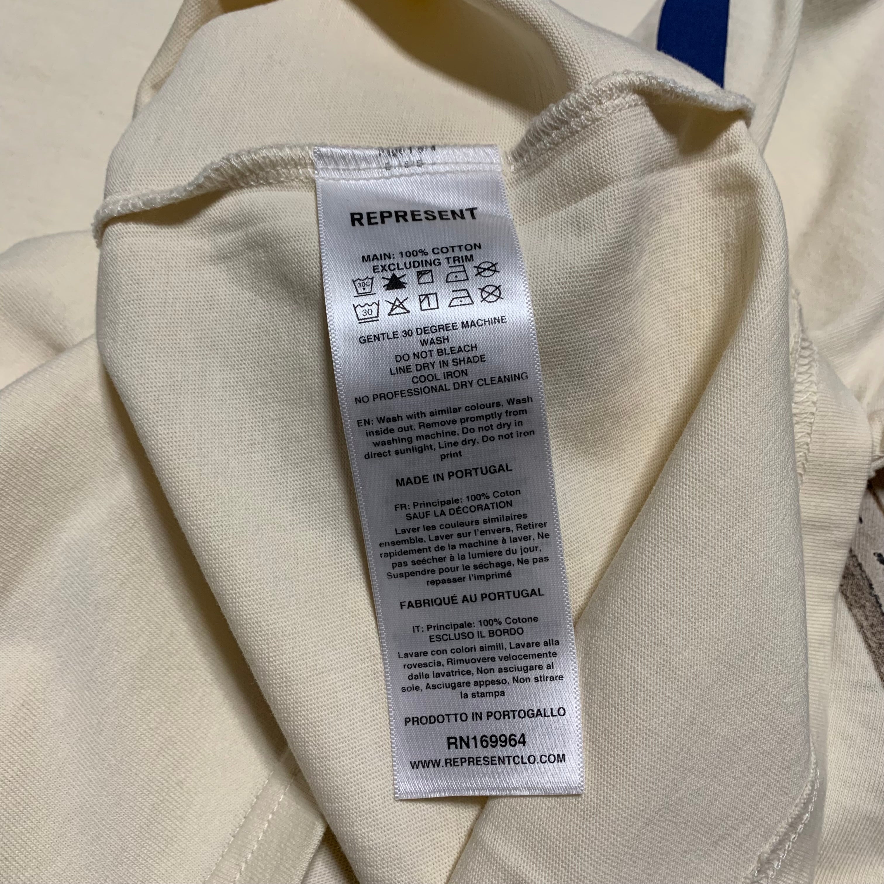 Represent Medium Luggage Tag Antique White Tee