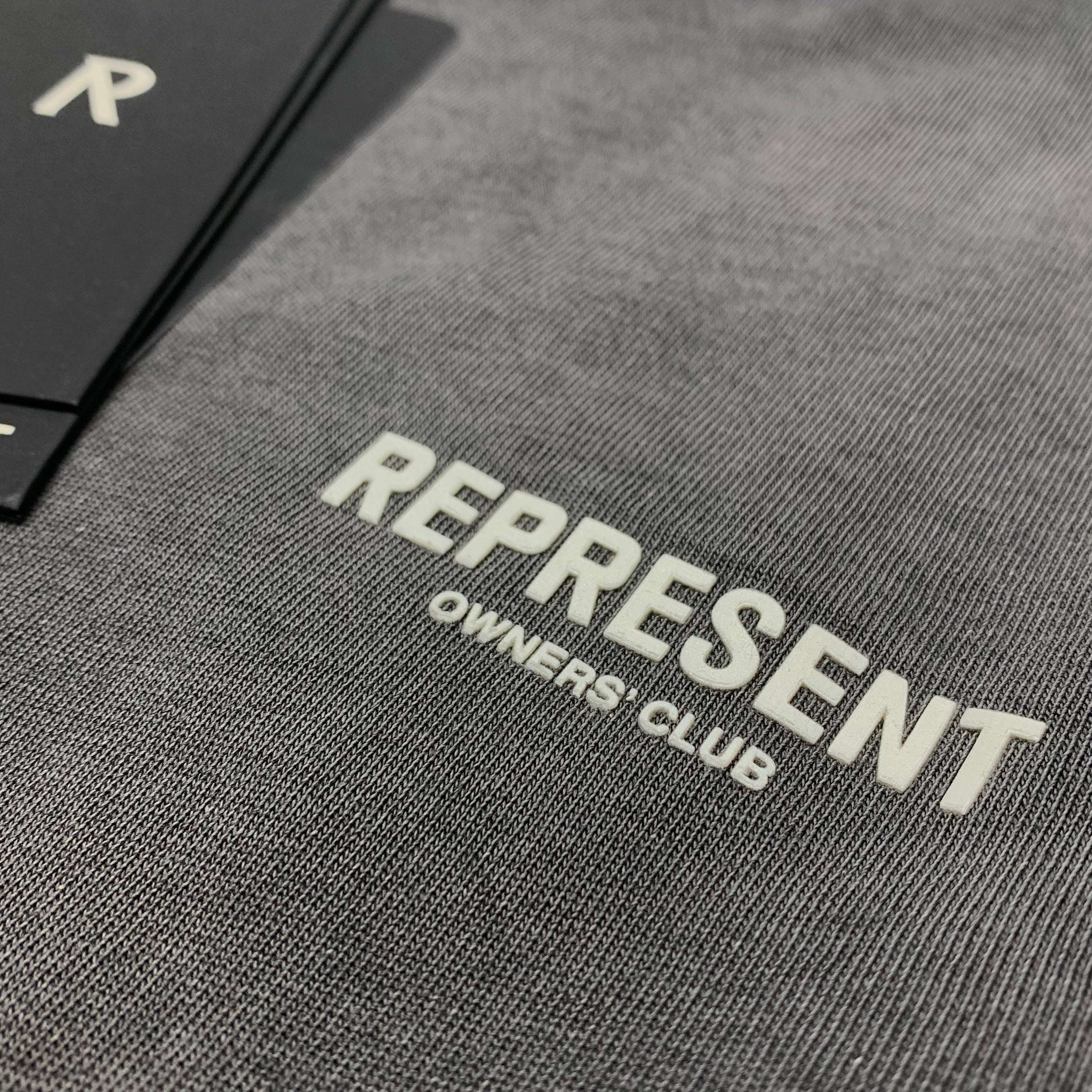 Represent Large Tee Oasis Owners Club Stained Black T-Shirt