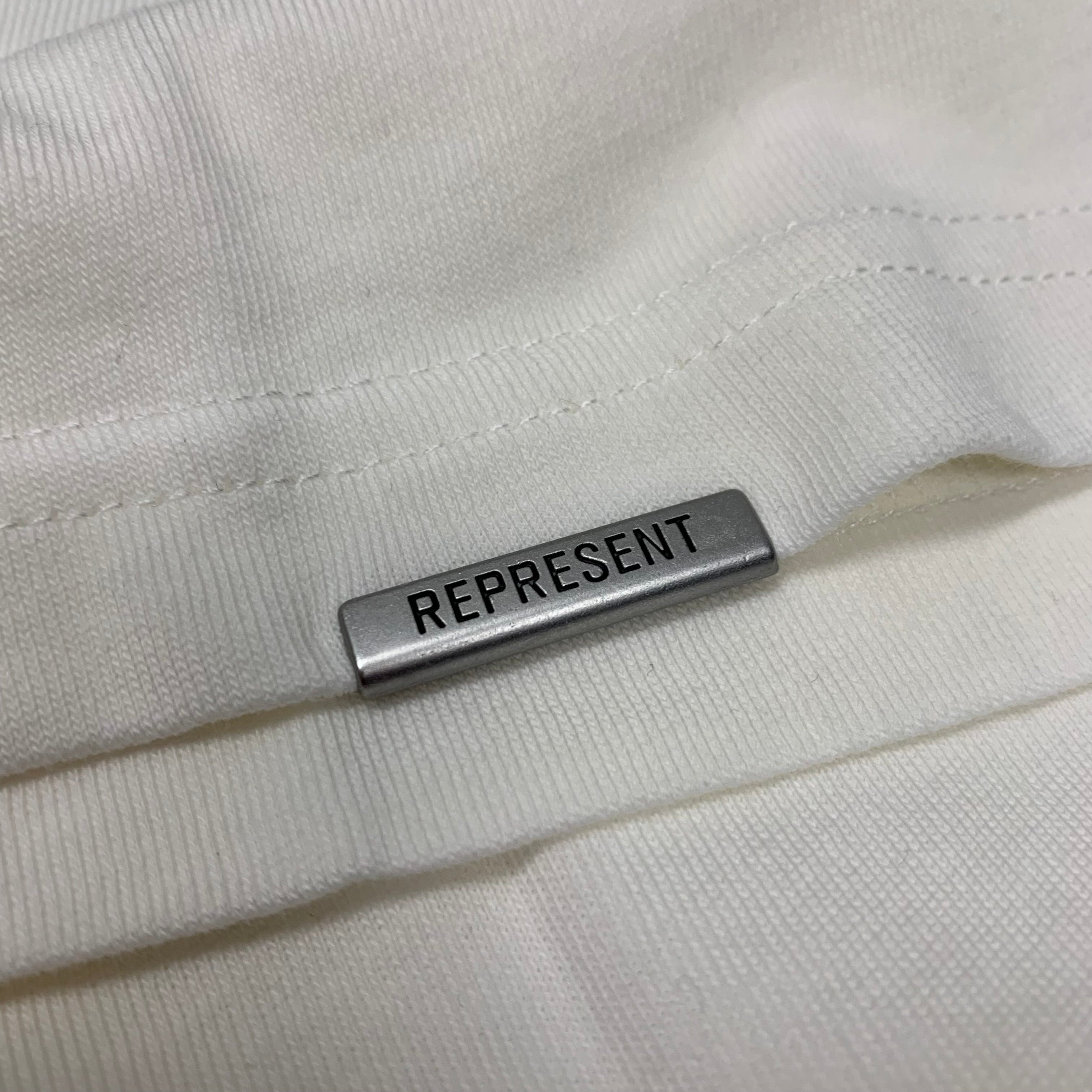 Represent Medium Tee Oasis Owners Club Flat White T-Shirt