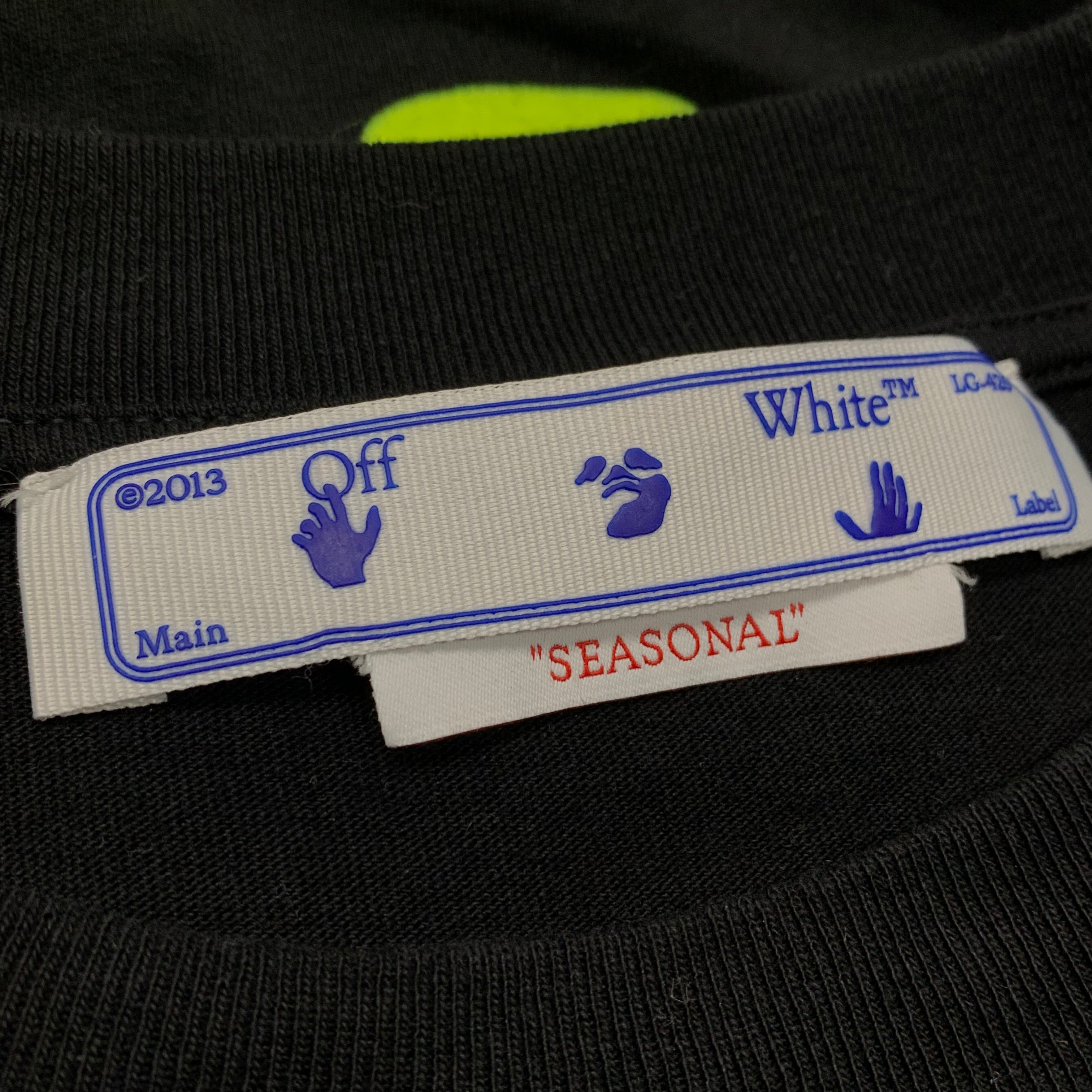 Off White Medium Tee Exactly The Opposite Arrows Black T-Shirt Virgil Abloh