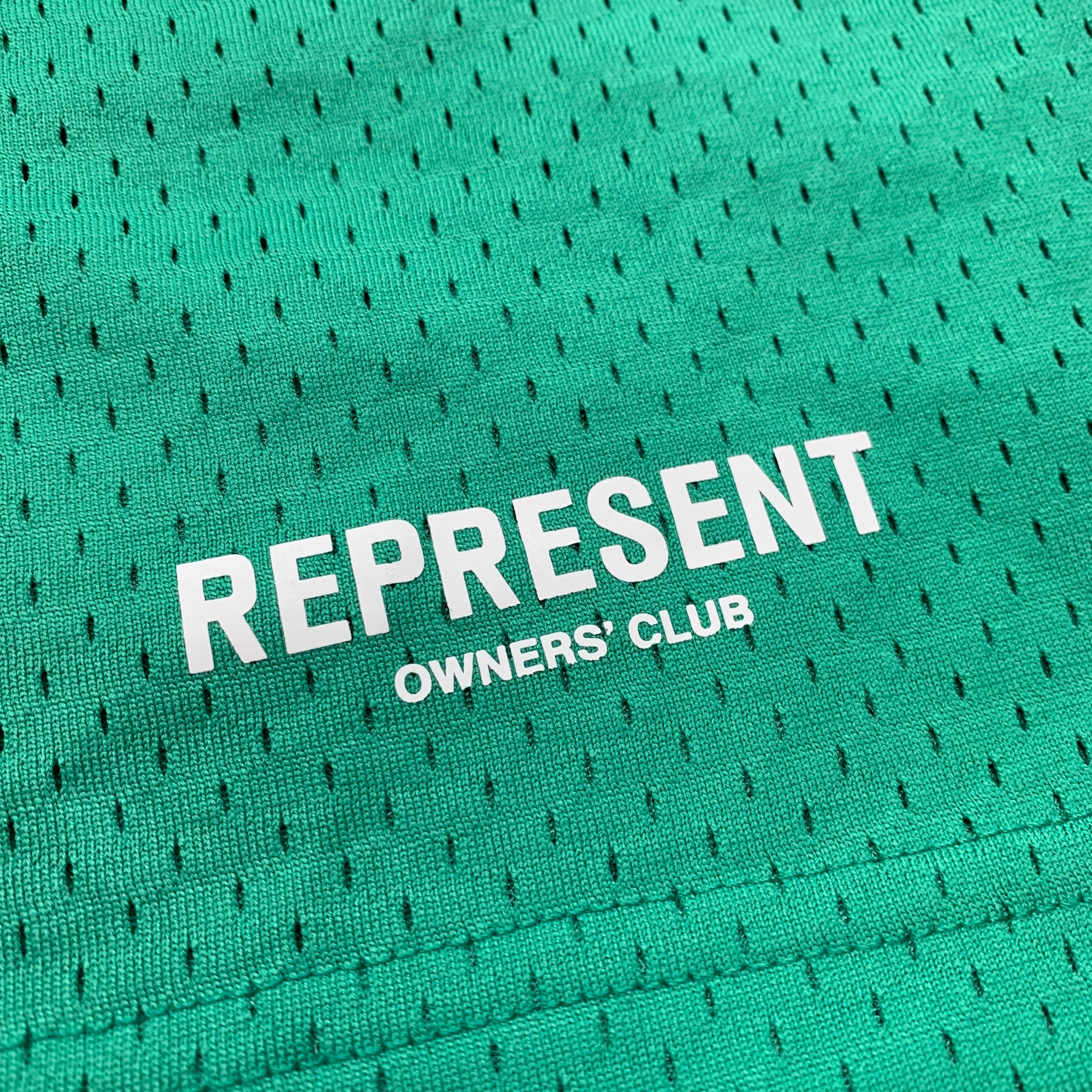 Represent Small Shorts Owners Club Island Green Zip Mesh Bottoms