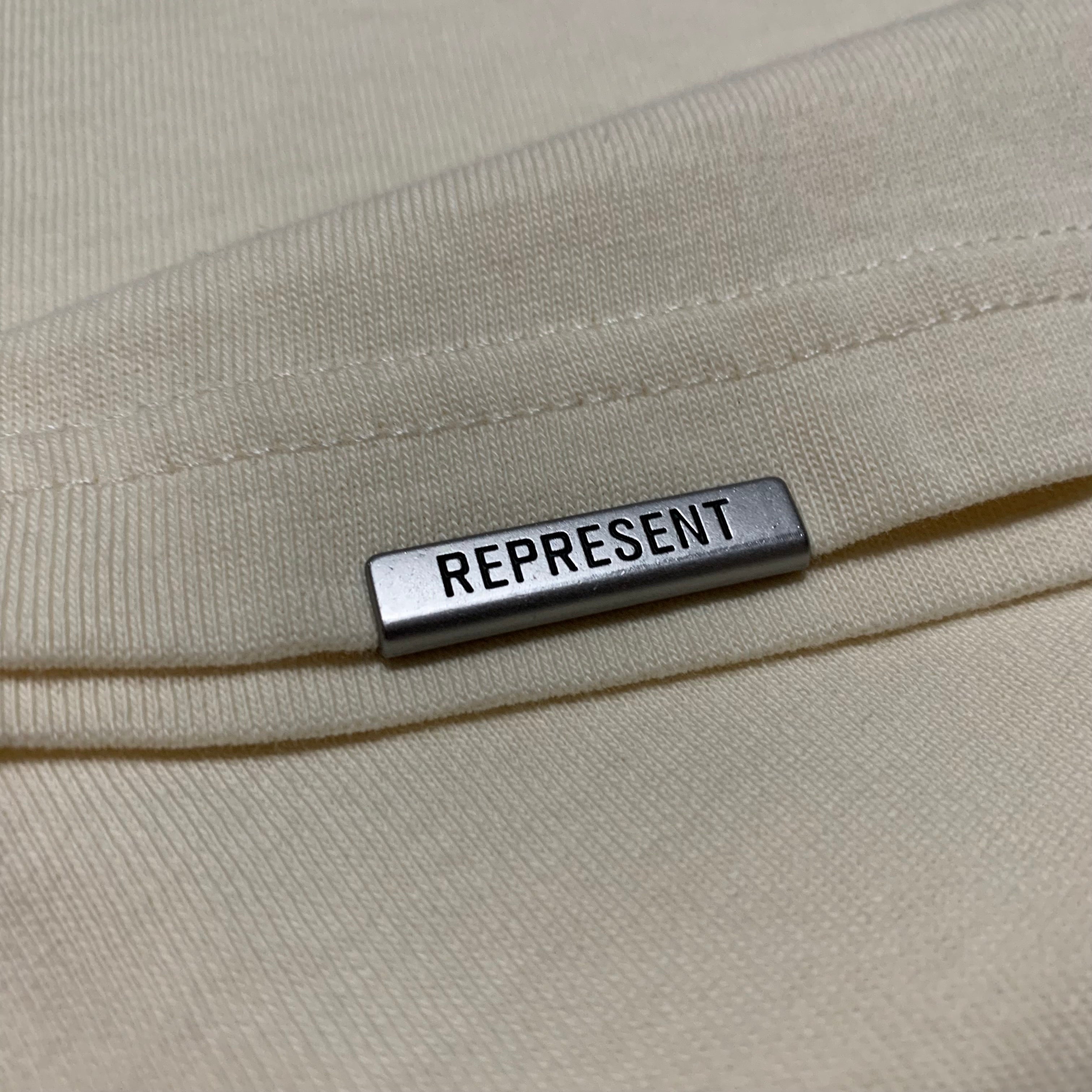 Represent Medium Luggage Tag Antique White Tee