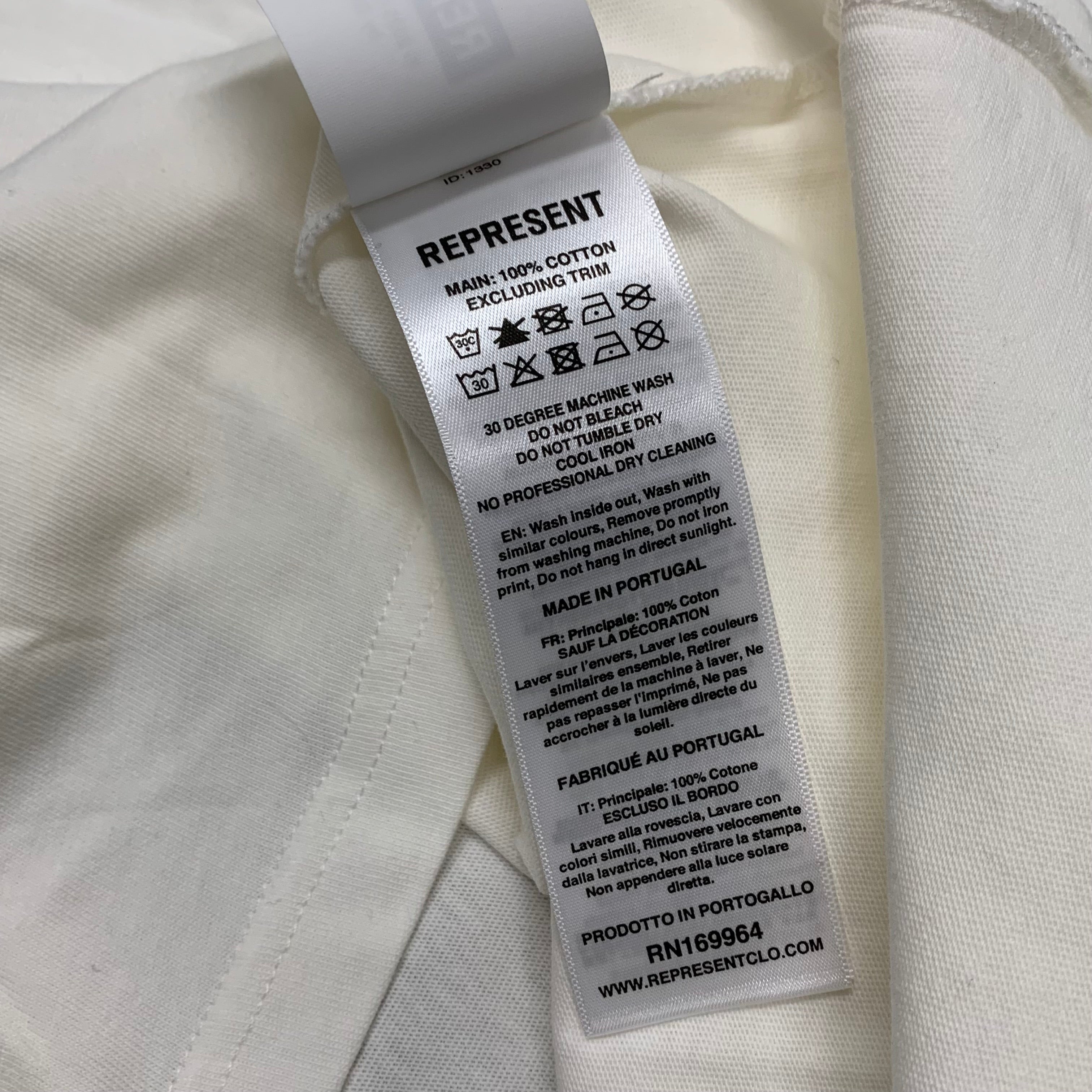 Represent XS Tee Oasis Owners Club Flat White T-Shirt