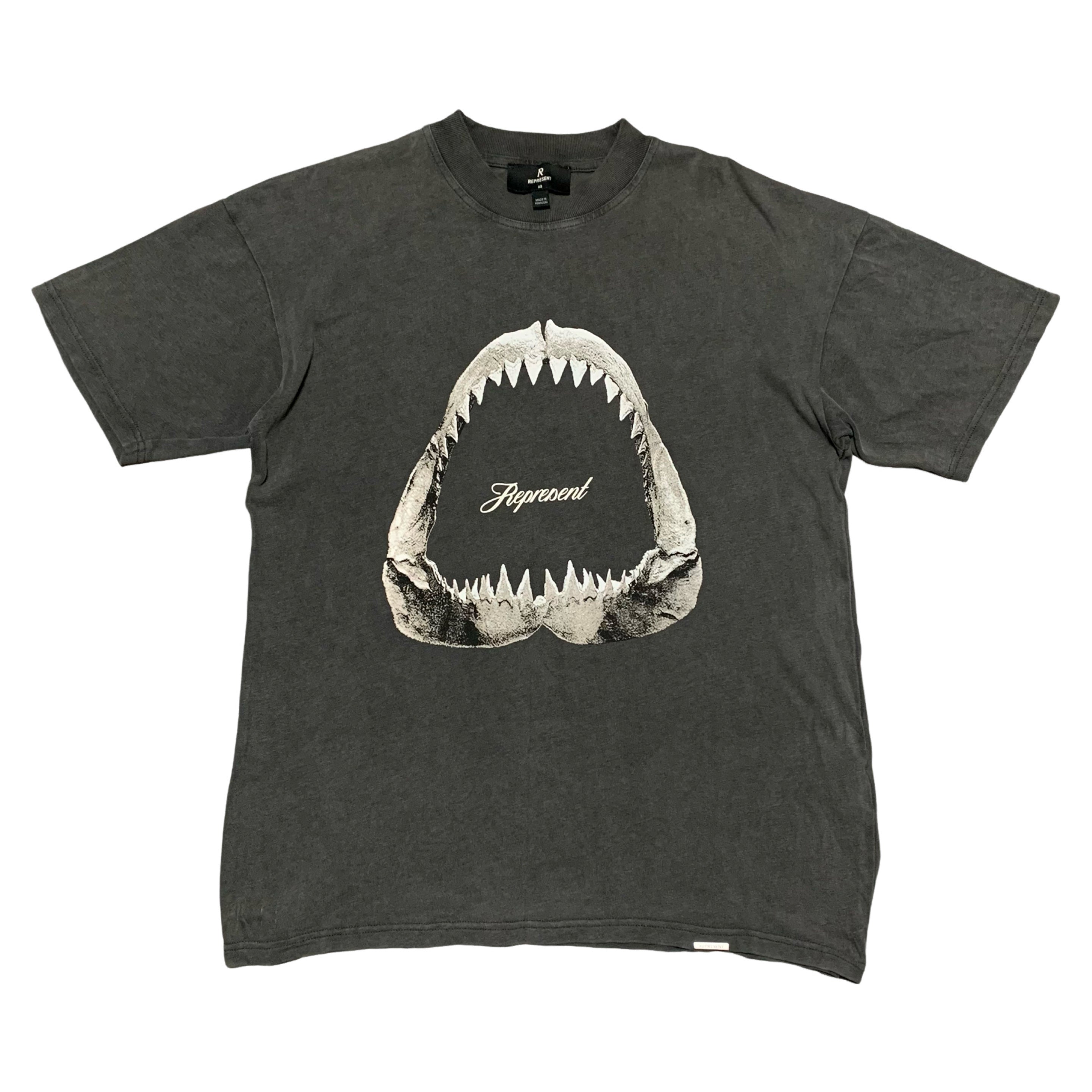 Represent XS JAWS Vintage Grey Tee Shark