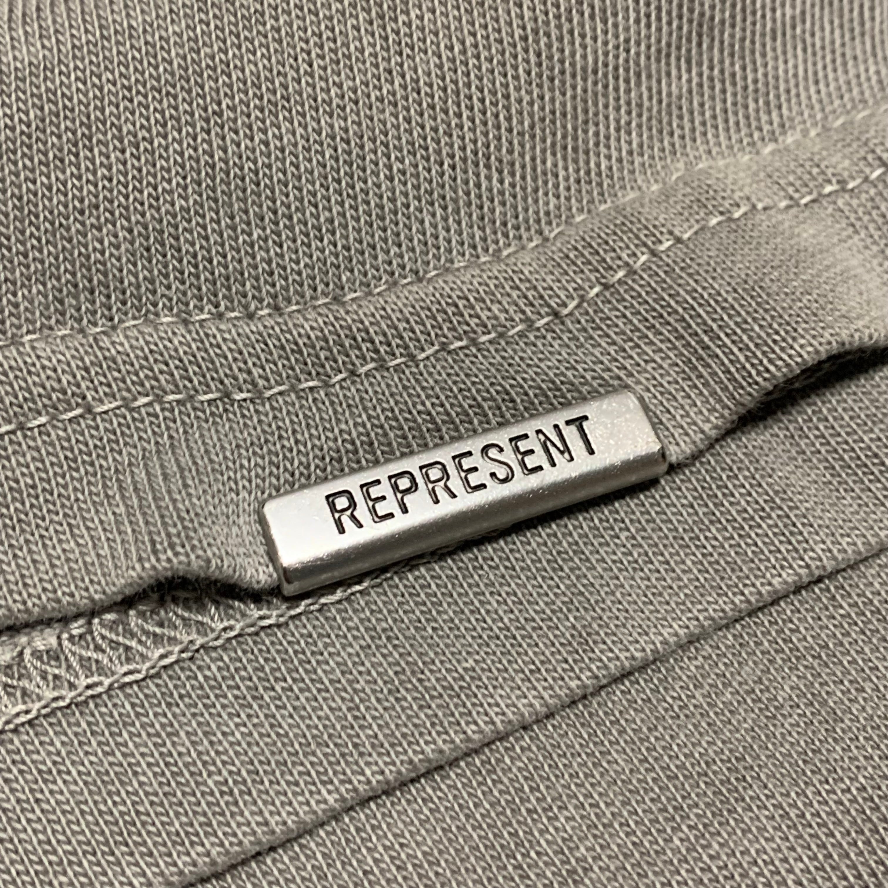 Represent Small Rock Logo Ultimate Grey Tee