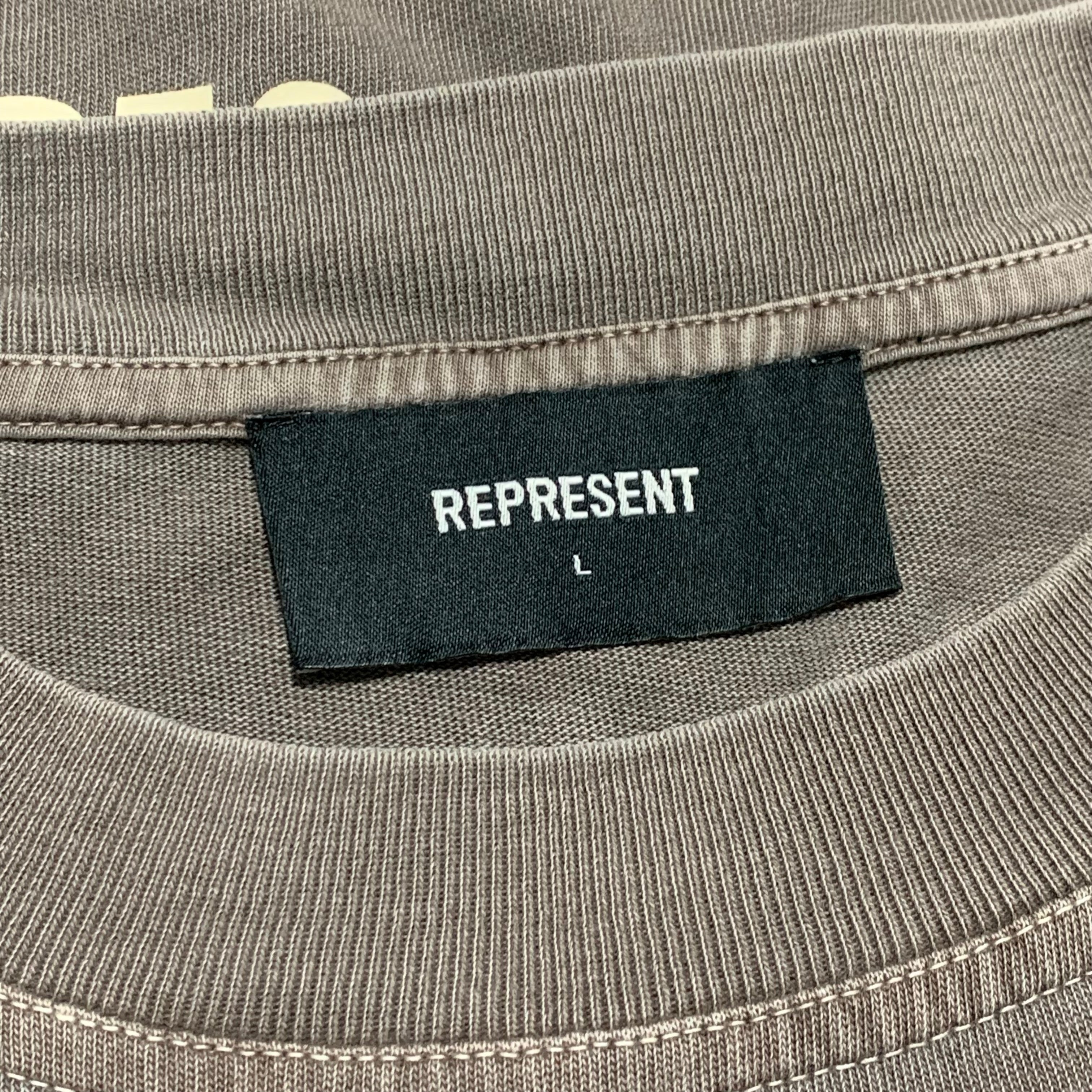 Represent Large Owners Club Fog Tee