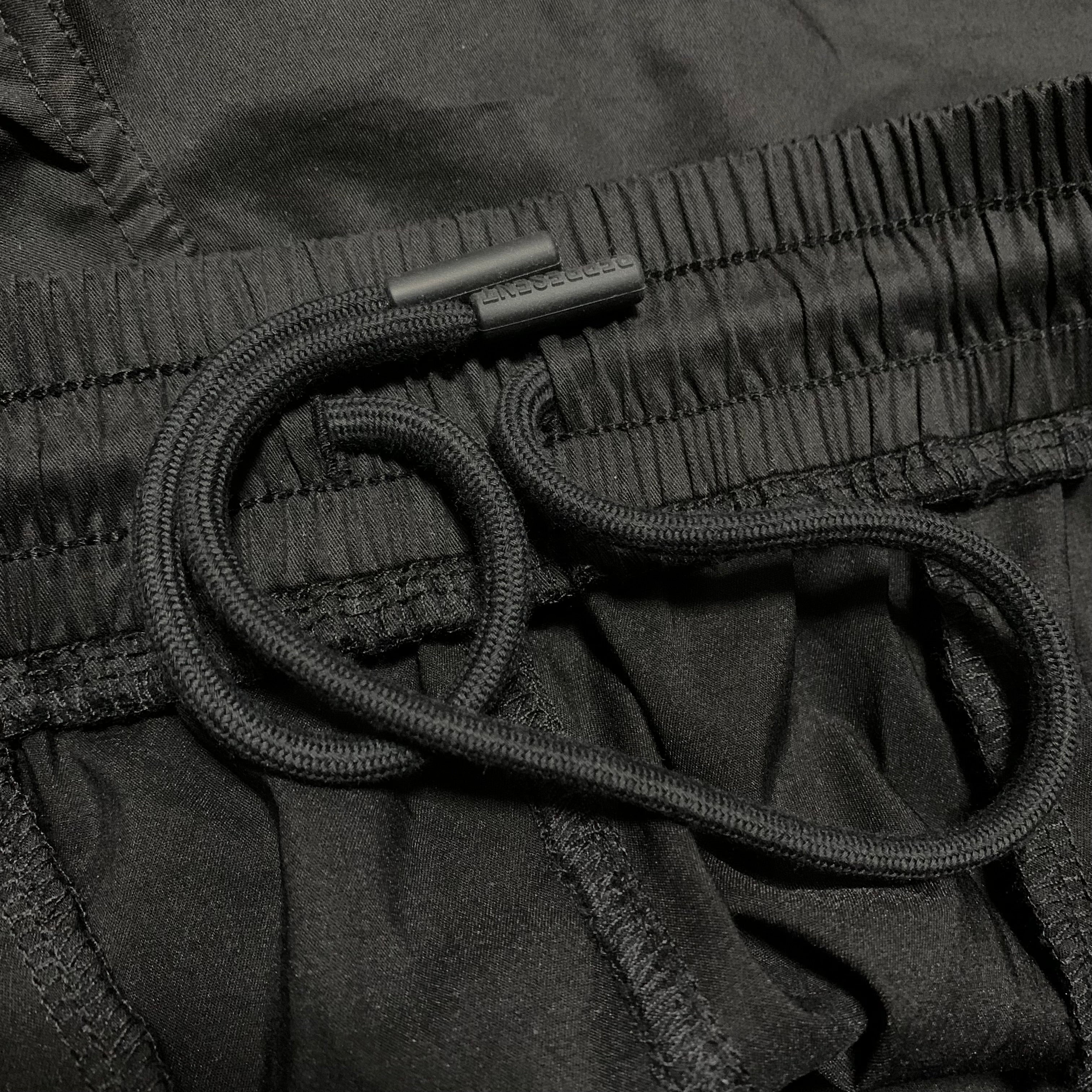 Represent Medium Shorts Black Bottoms Logo