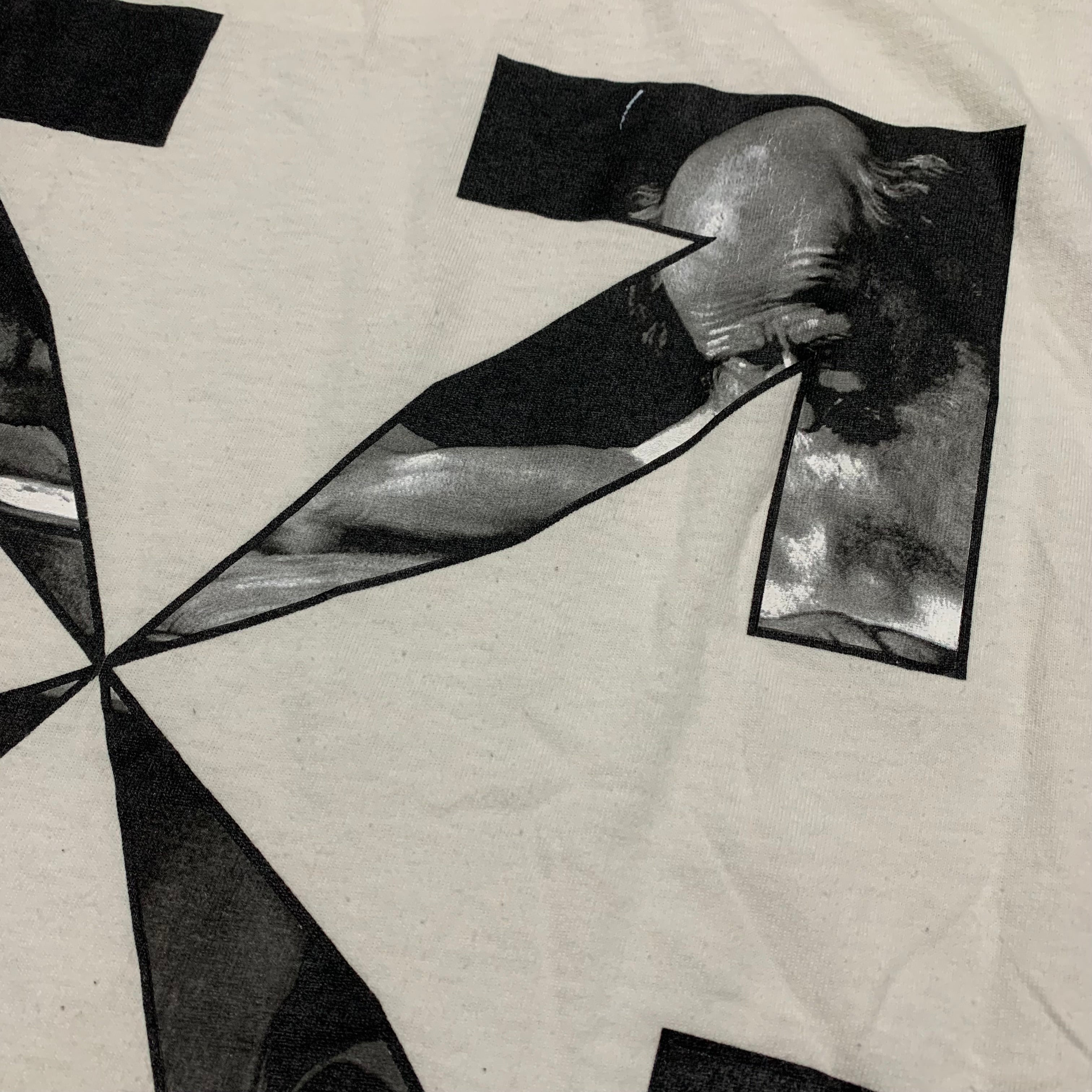 Off White Medium Caravaggio Arrows White Tee Virgil Abloh