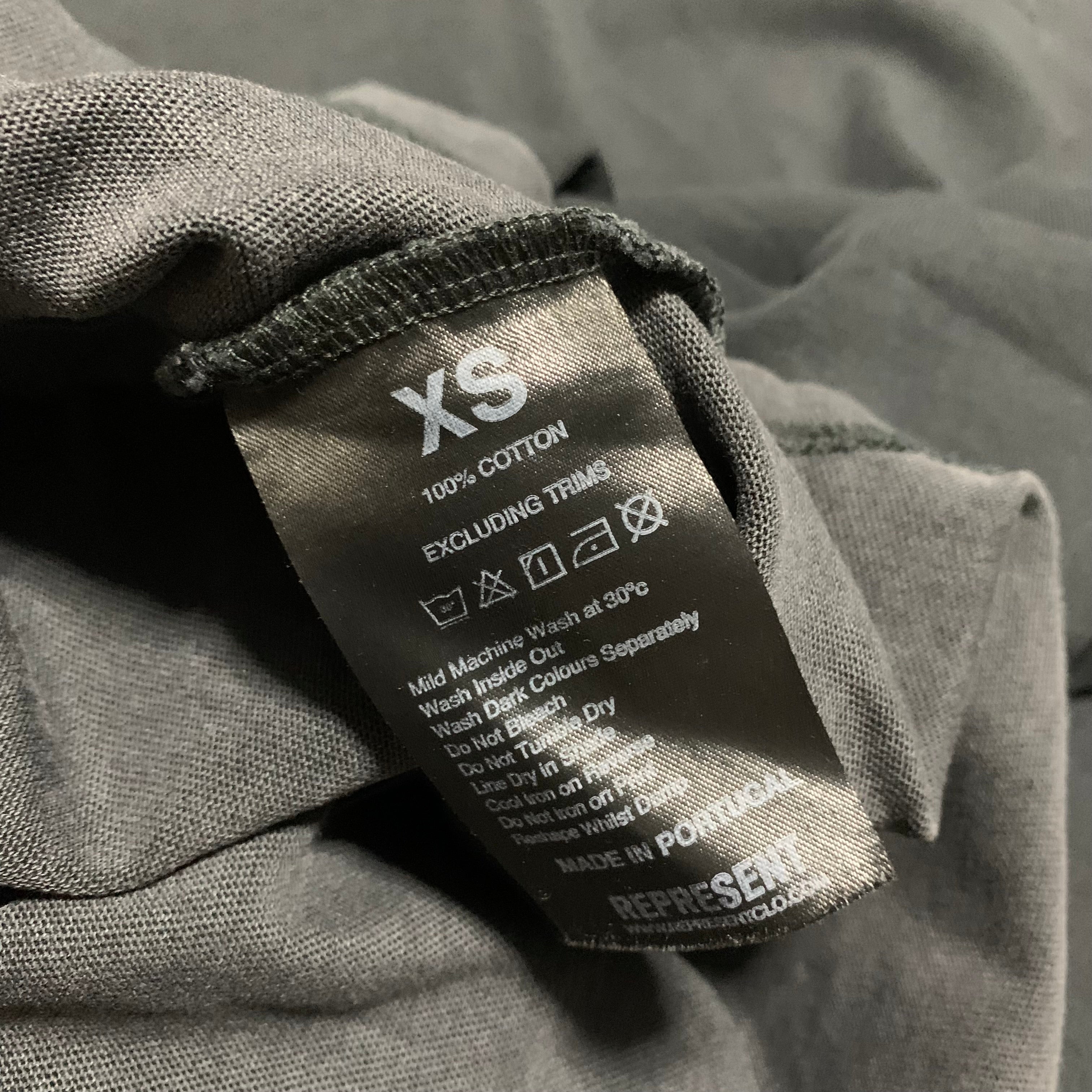 Represent XS Feel The Heat Vintage Black Tee
