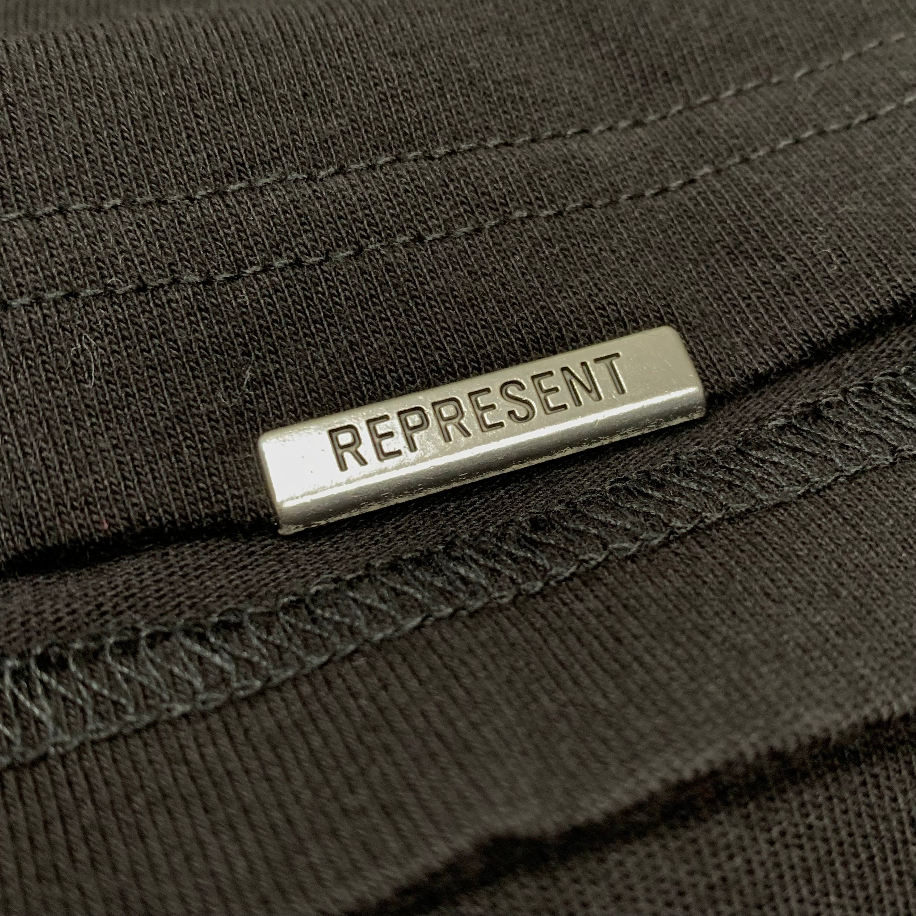 Represent Medium Tee Arabic Owners Club Jet Black T-Shirt