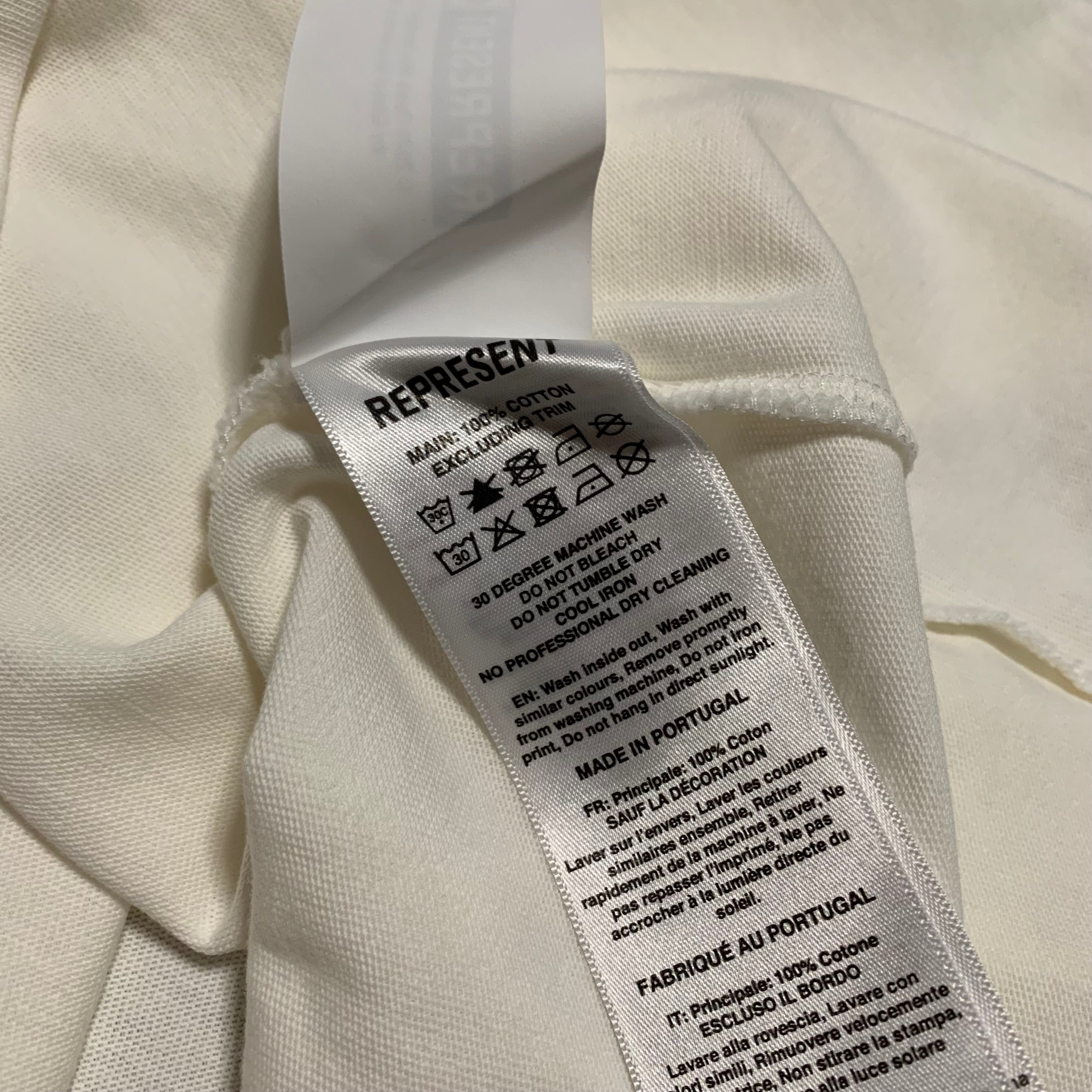 Represent Small Oasis Owners Club Flat White Tee