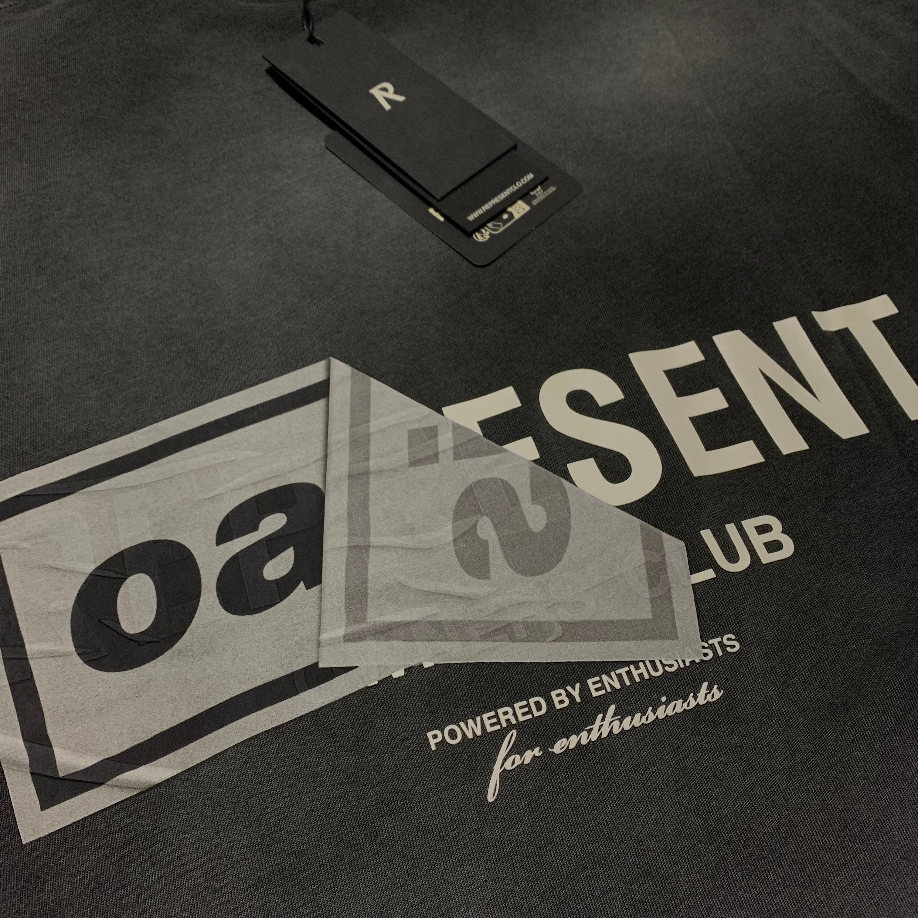 Represent Small Oasis Owners Club Stained Black Tee