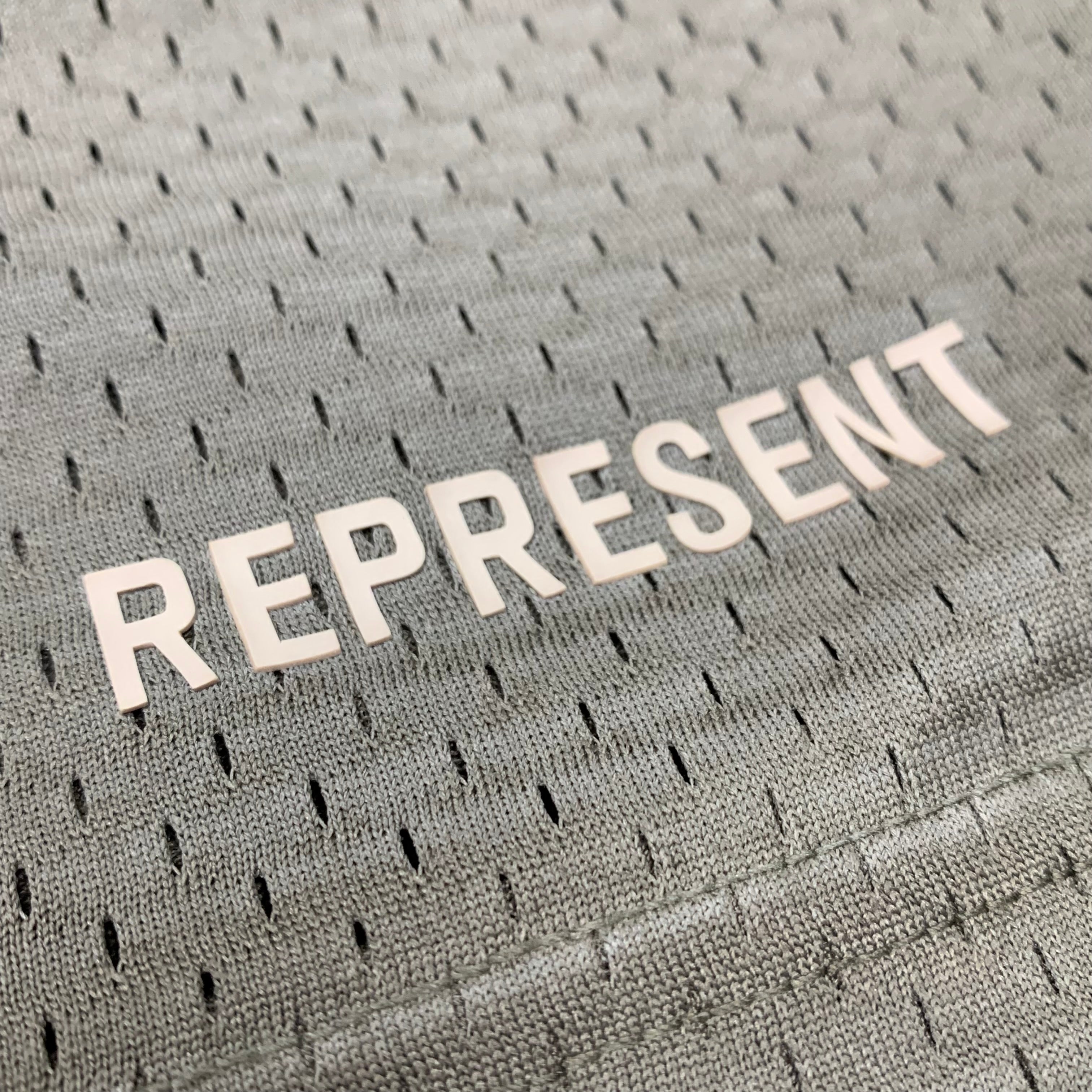 Represent Medium Shorts Owners Club Vintage Khaki Grey Bottoms