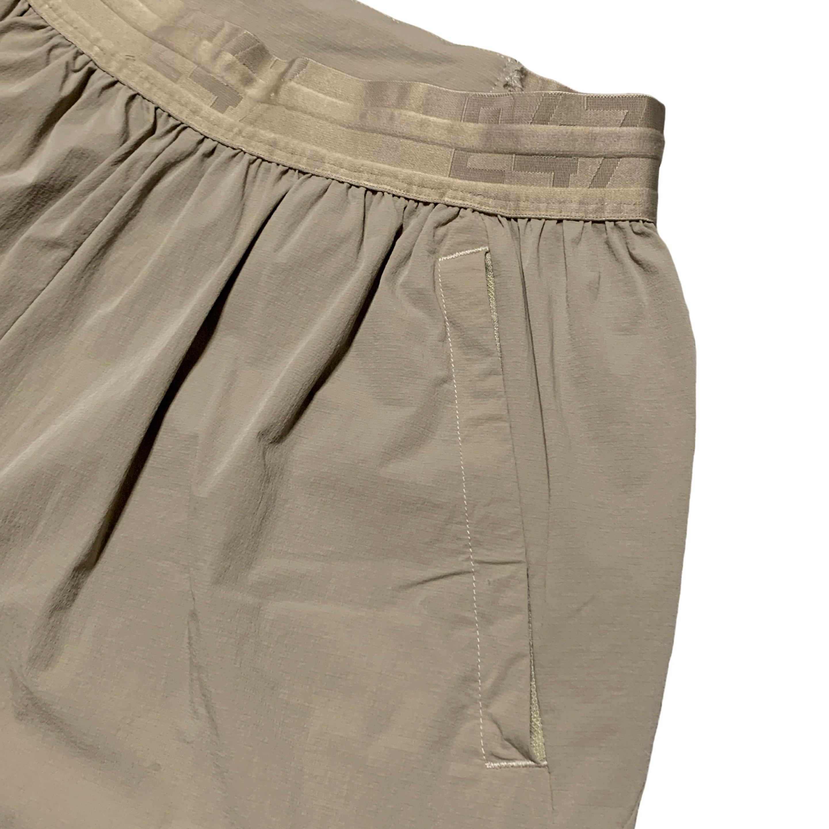 Represent Medium Shorts 247 Pebble Taupe Beige Training Shorts