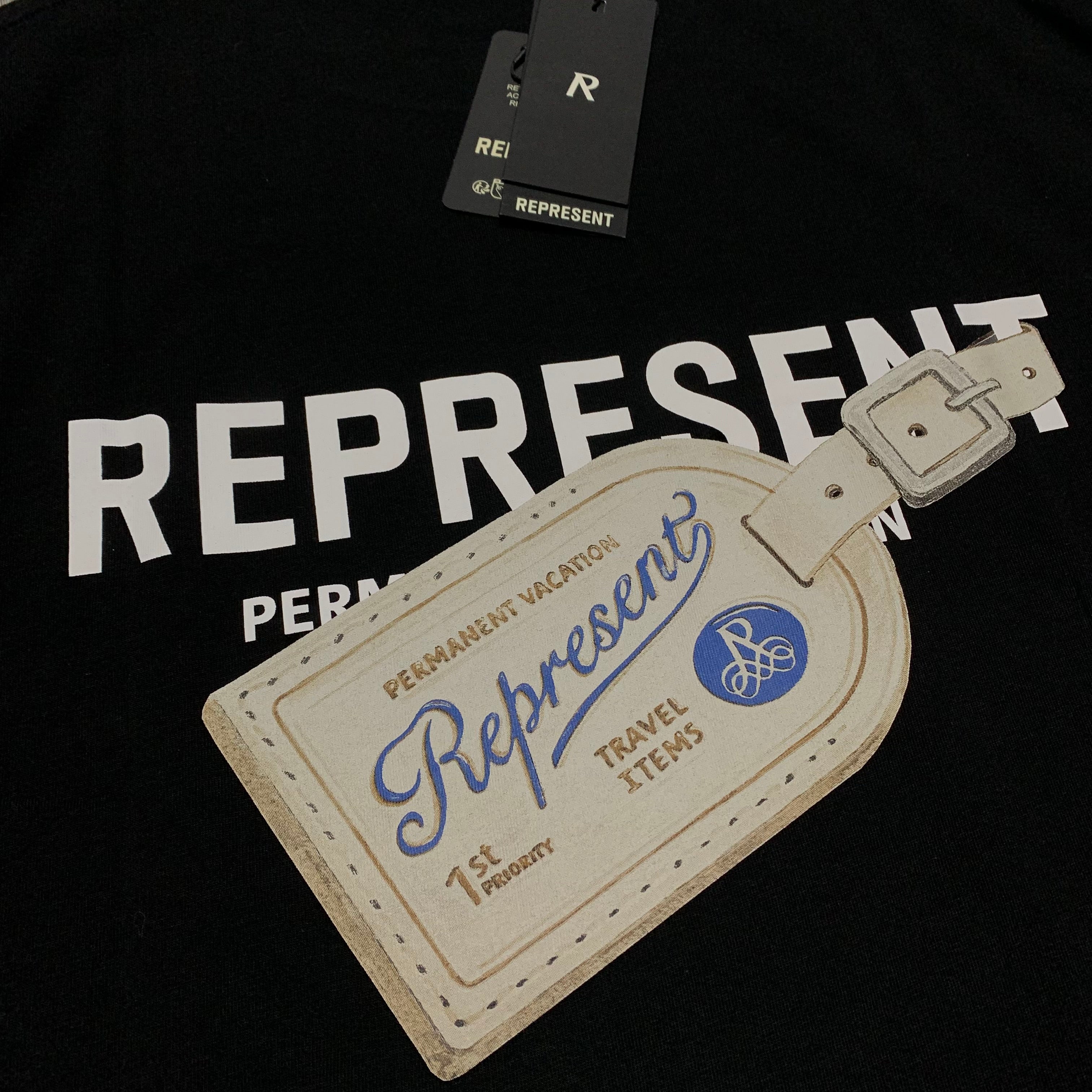 Represent Medium Luggage Tag Jet Black Tee